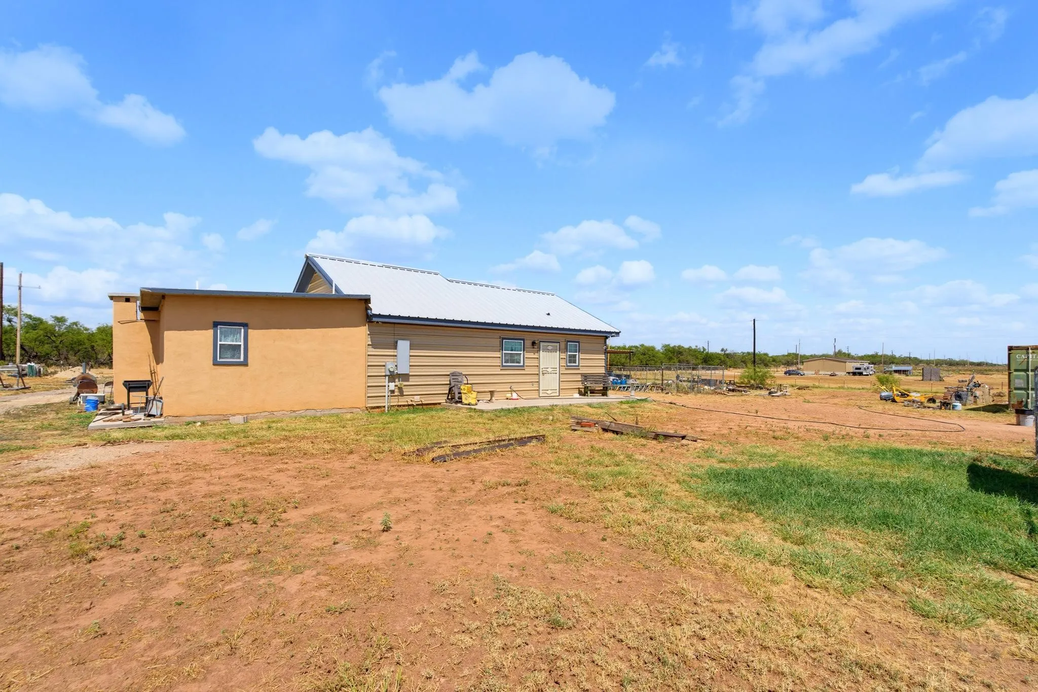 Single Family Residence For Sale in Taylor County , 8369 Spinks Road, Abilene, Texas 79603, 2 Bedroom, 2 Bathroom, Garage spaces, 1,400 Sqft, built in 2022, mls#21392589, Real Estate Agent in Abilene, Homes For Sale in Taylor county, Homes For Sale in Abilene, Realtor in Abilene Texas, Real Estate Brokerage Independent Realty Texas, Luminita Cordes Realtor
