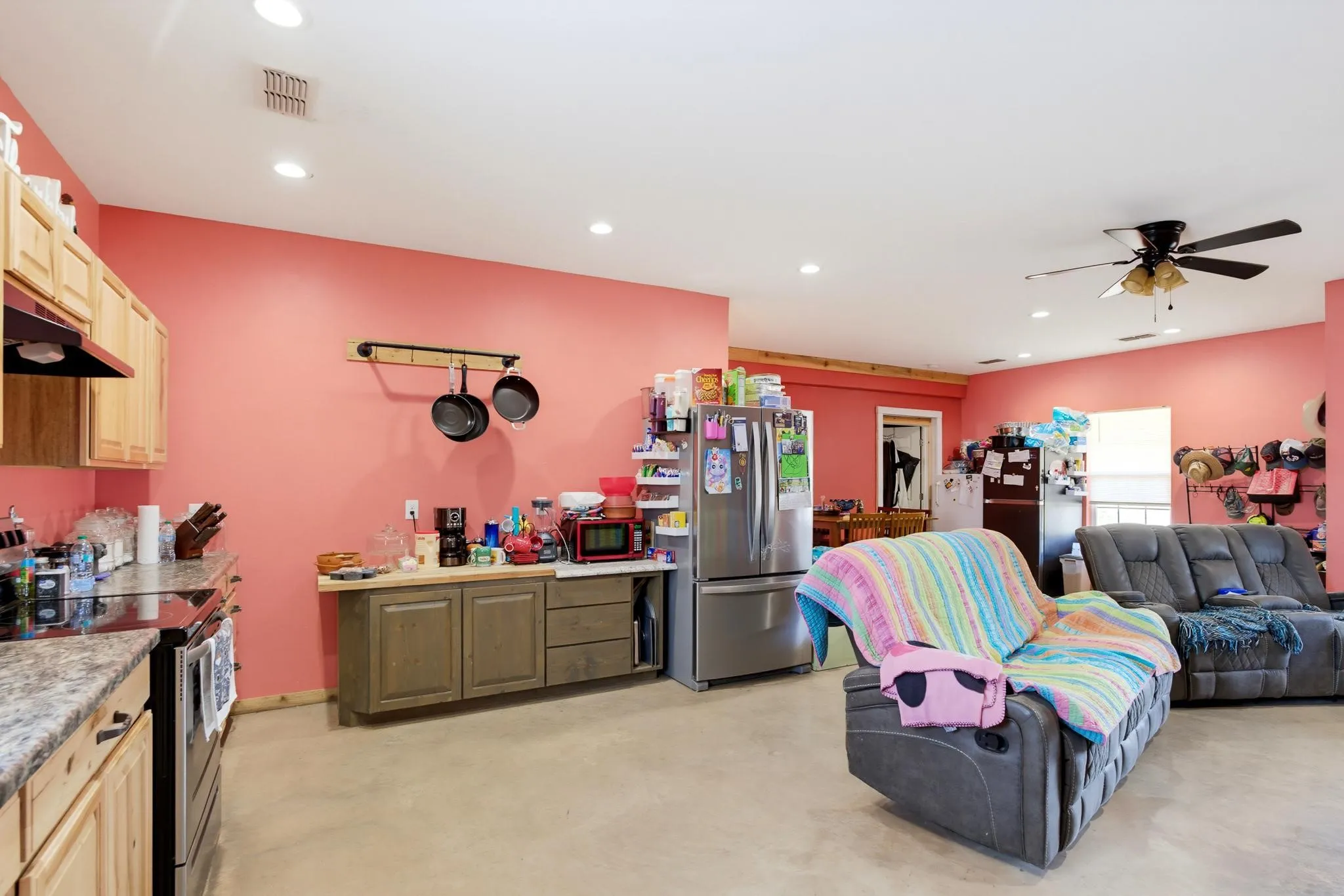 Single Family Residence For Sale in Taylor County , 8369 Spinks Road, Abilene, Texas 79603, 2 Bedroom, 2 Bathroom, Garage spaces, 1,400 Sqft, built in 2022, mls#21392589, Real Estate Agent in Abilene, Homes For Sale in Taylor county, Homes For Sale in Abilene, Realtor in Abilene Texas, Real Estate Brokerage Independent Realty Texas, Luminita Cordes Realtor