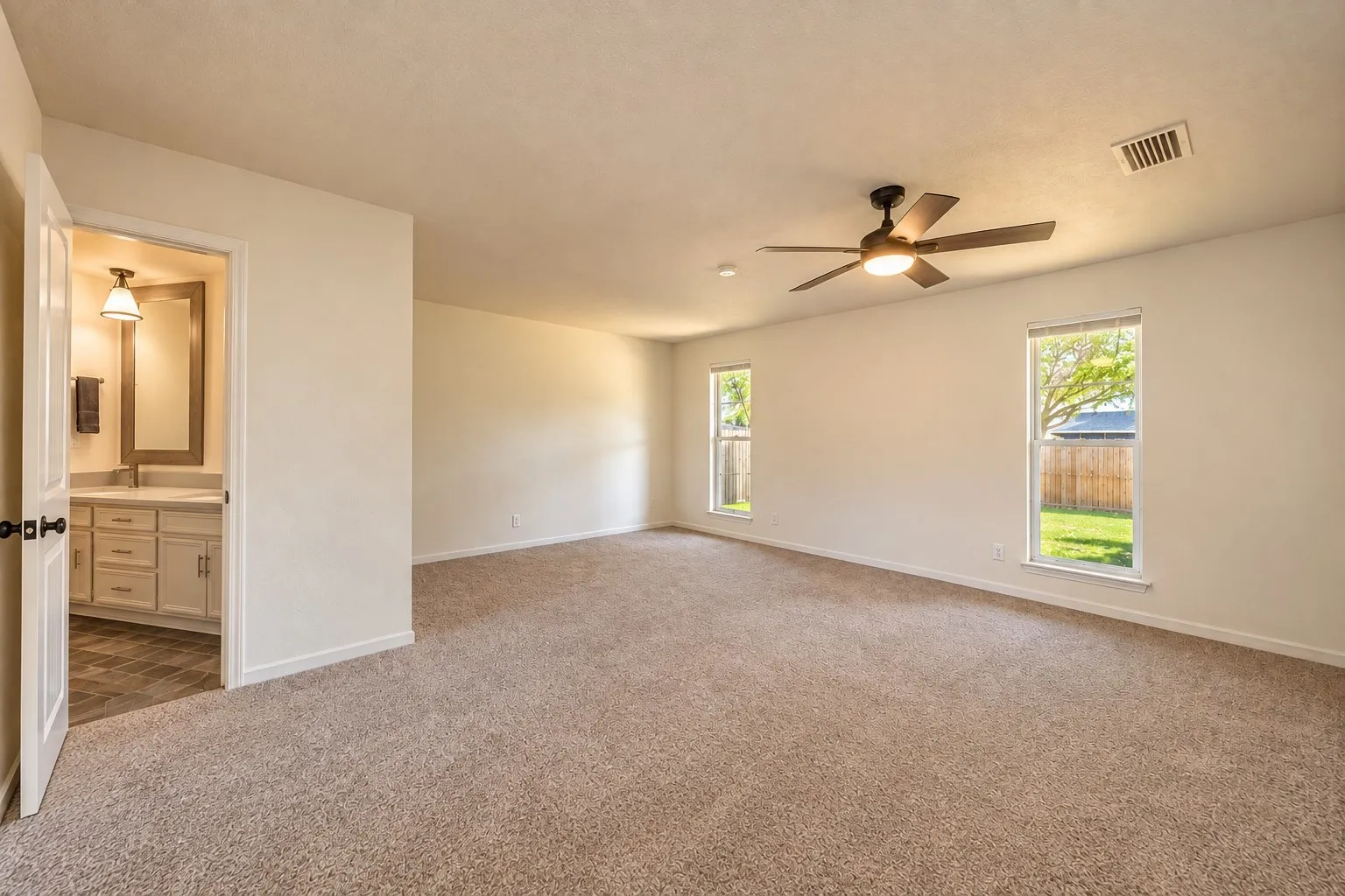 Single Family Residence For Sale in Collin County , 2409 Fairview Drive, Plano, Texas 75075, 4 Bedroom, 3 Bathroom, 2 Garage spaces, 2,802 Sqft, built in 1972, mls#21389458, Real Estate Agent in Plano, Homes For Sale in Collin county, Homes For Sale in Plano, Realtor in Plano Texas, Real Estate Brokerage Independent Realty Texas, Luminita Cordes Realtor