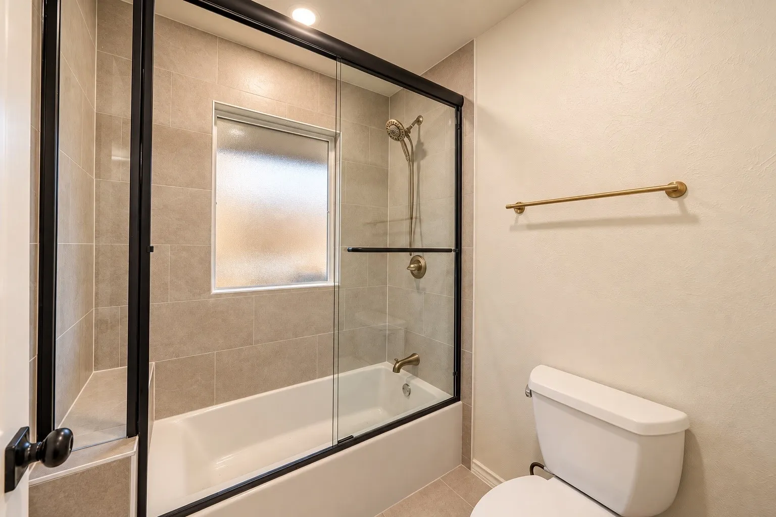 Single Family Residence For Sale in Collin County , 2409 Fairview Drive, Plano, Texas 75075, 4 Bedroom, 3 Bathroom, 2 Garage spaces, 2,802 Sqft, built in 1972, mls#21389458, Real Estate Agent in Plano, Homes For Sale in Collin county, Homes For Sale in Plano, Realtor in Plano Texas, Real Estate Brokerage Independent Realty Texas, Luminita Cordes Realtor