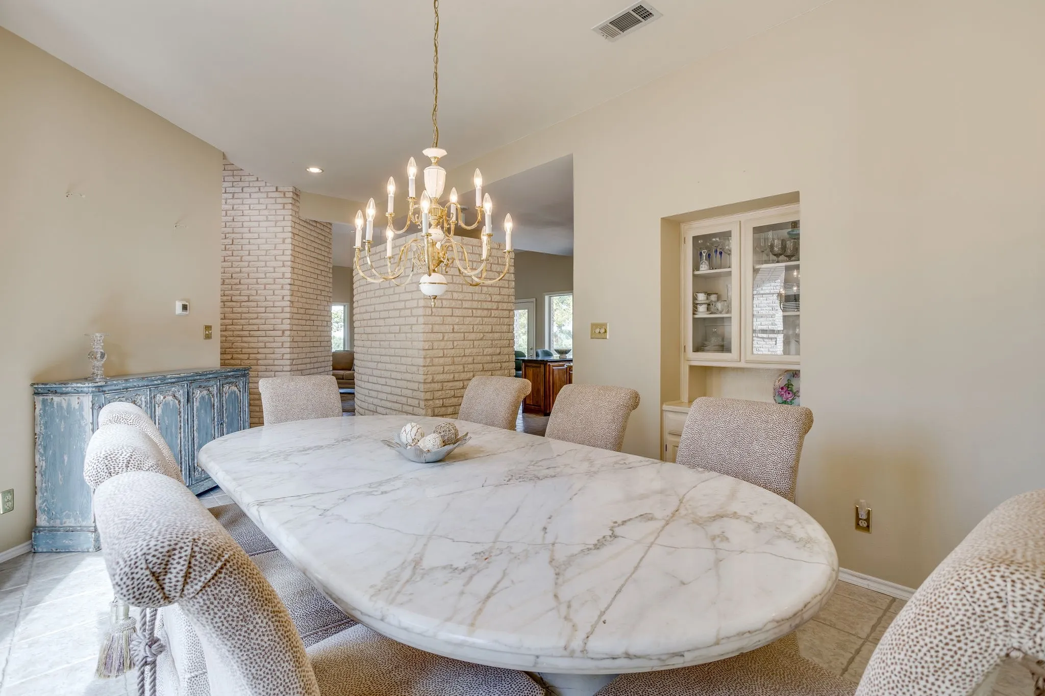 Formal dining