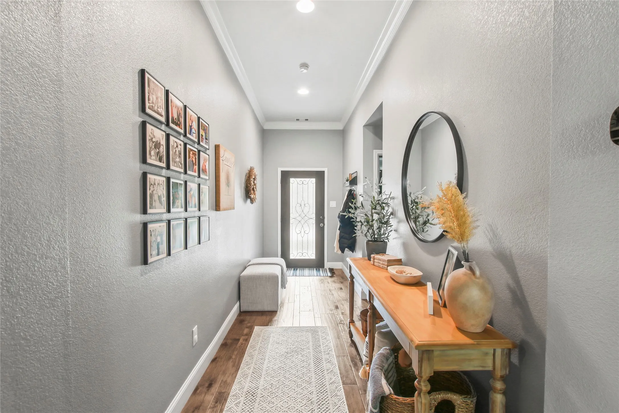 Single Family Residence For Rent in Denton County , 913 Freesia Drive, Little Elm, Texas 75068, 4 Bedroom, 3 Bathroom, 2 Garage spaces, 2,108 Sqft, built in 2015, mls#21392556, Real Estate Agent in Little Elm, Homes For Rent in Denton county, Homes For Rent in Little Elm, Realtor in Little Elm Texas, Real Estate Brokerage Independent Realty Texas, Luminita Cordes Realtor