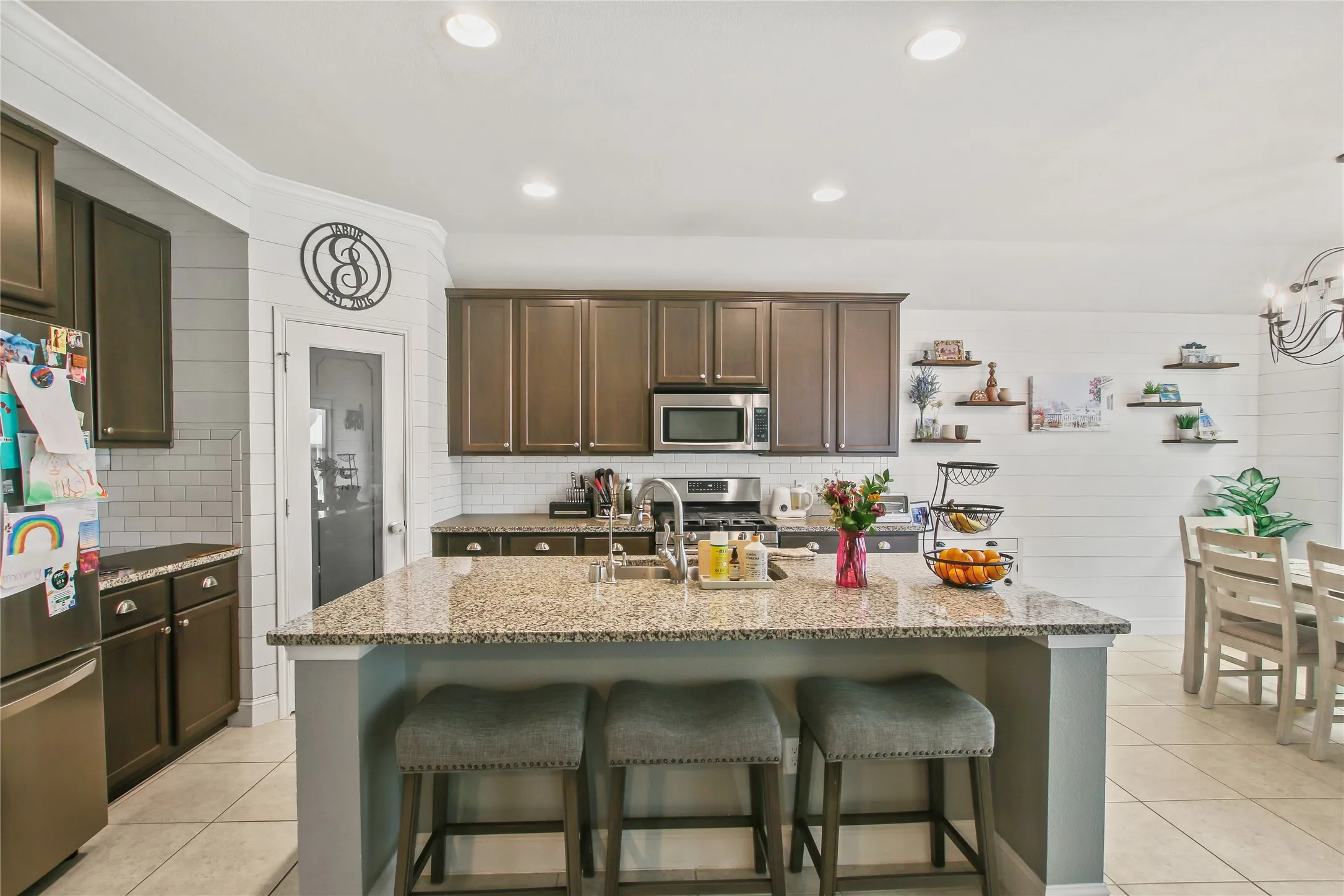 Single Family Residence For Rent in Denton County , 913 Freesia Drive, Little Elm, Texas 75068, 4 Bedroom, 3 Bathroom, 2 Garage spaces, 2,108 Sqft, built in 2015, mls#21392556, Real Estate Agent in Little Elm, Homes For Rent in Denton county, Homes For Rent in Little Elm, Realtor in Little Elm Texas, Real Estate Brokerage Independent Realty Texas, Luminita Cordes Realtor