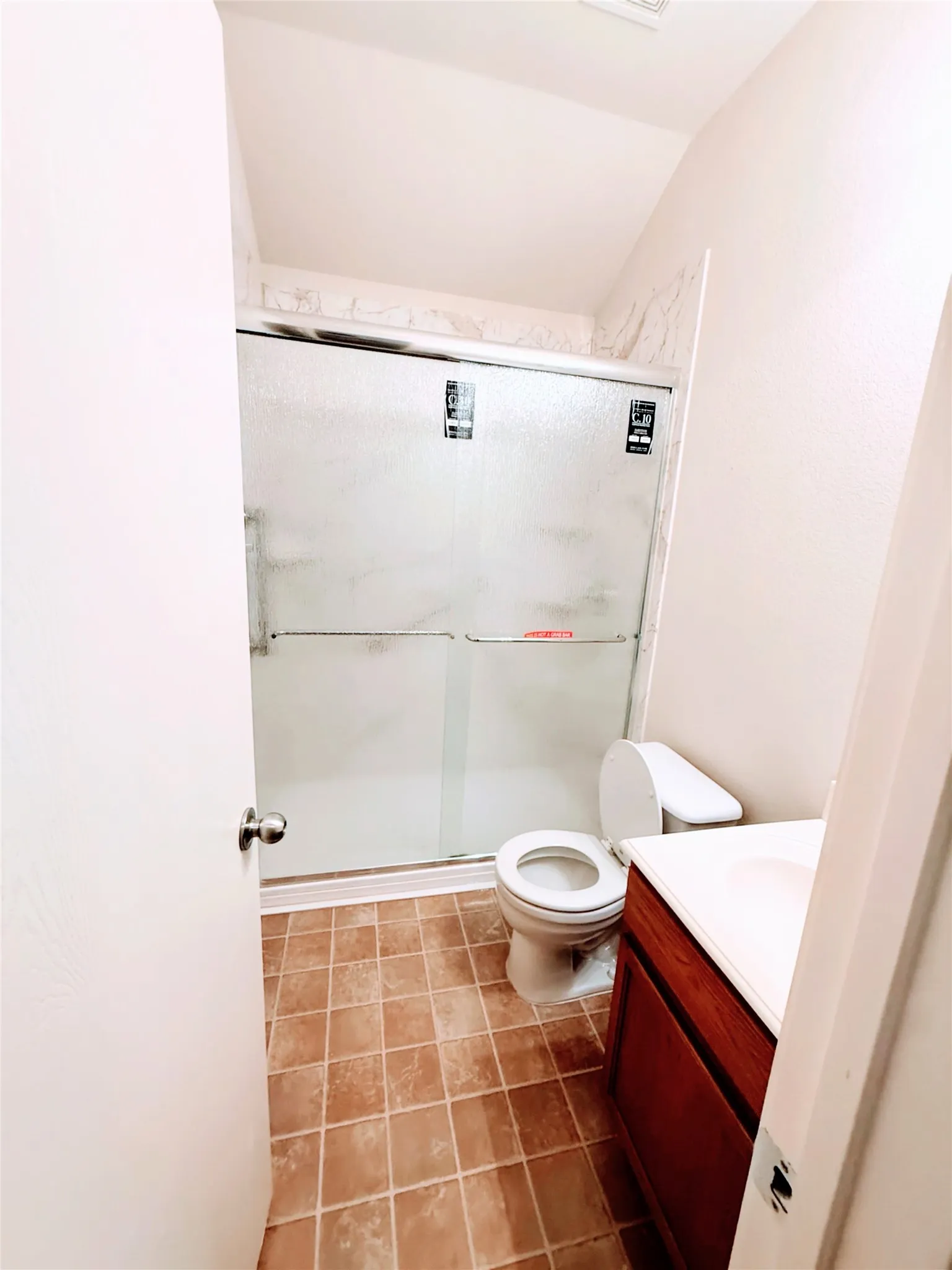 Single Family Residence For Sale in Dallas County , 2835 Bronco Drive, Dallas, Texas 75237, 3 Bedroom, 2 Bathroom, 2 Garage spaces, 1,267 Sqft, built in 2004, mls#21392595, Real Estate Agent in Dallas, Homes For Sale in Dallas county, Homes For Sale in Dallas, Realtor in Dallas Texas, Real Estate Brokerage Independent Realty Texas, Luminita Cordes Realtor