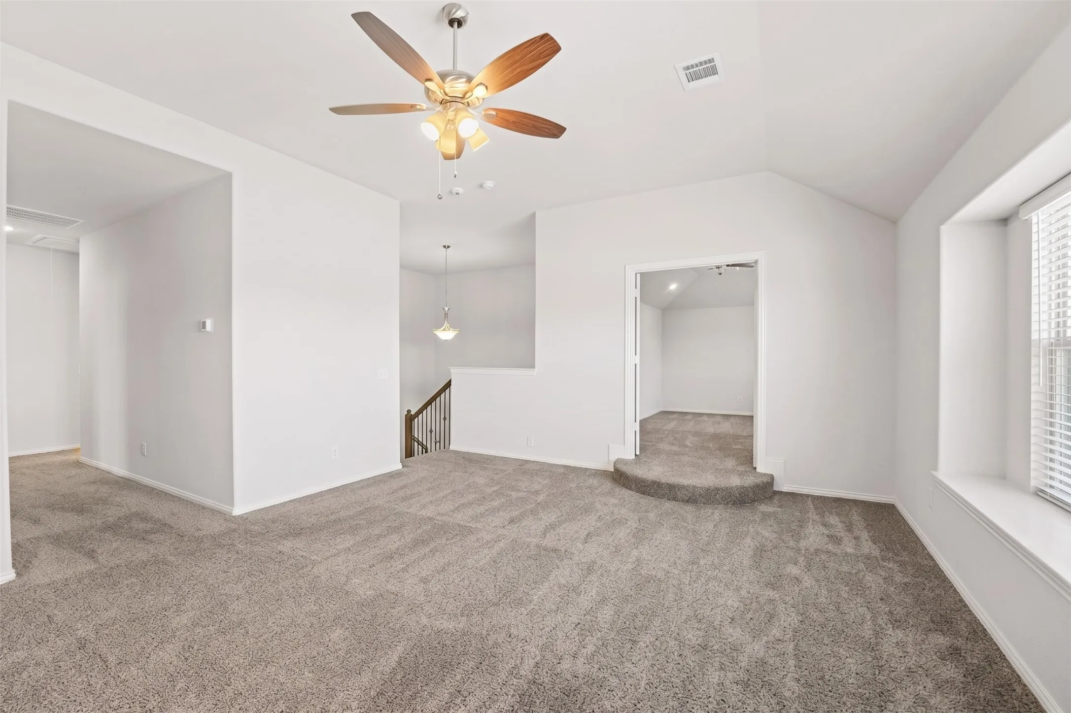 Single Family Residence For Sale in Ellis County , 441 Green Terrace Court, Midlothian, Texas 76065, 4 Bedroom, 4 Bathroom, 2 Garage spaces, 3,445 Sqft, built in 2023, mls#21392598, Real Estate Agent in Midlothian, Homes For Sale in Ellis county, Homes For Sale in Midlothian, Realtor in Midlothian Texas, Real Estate Brokerage Independent Realty Texas, Luminita Cordes Realtor