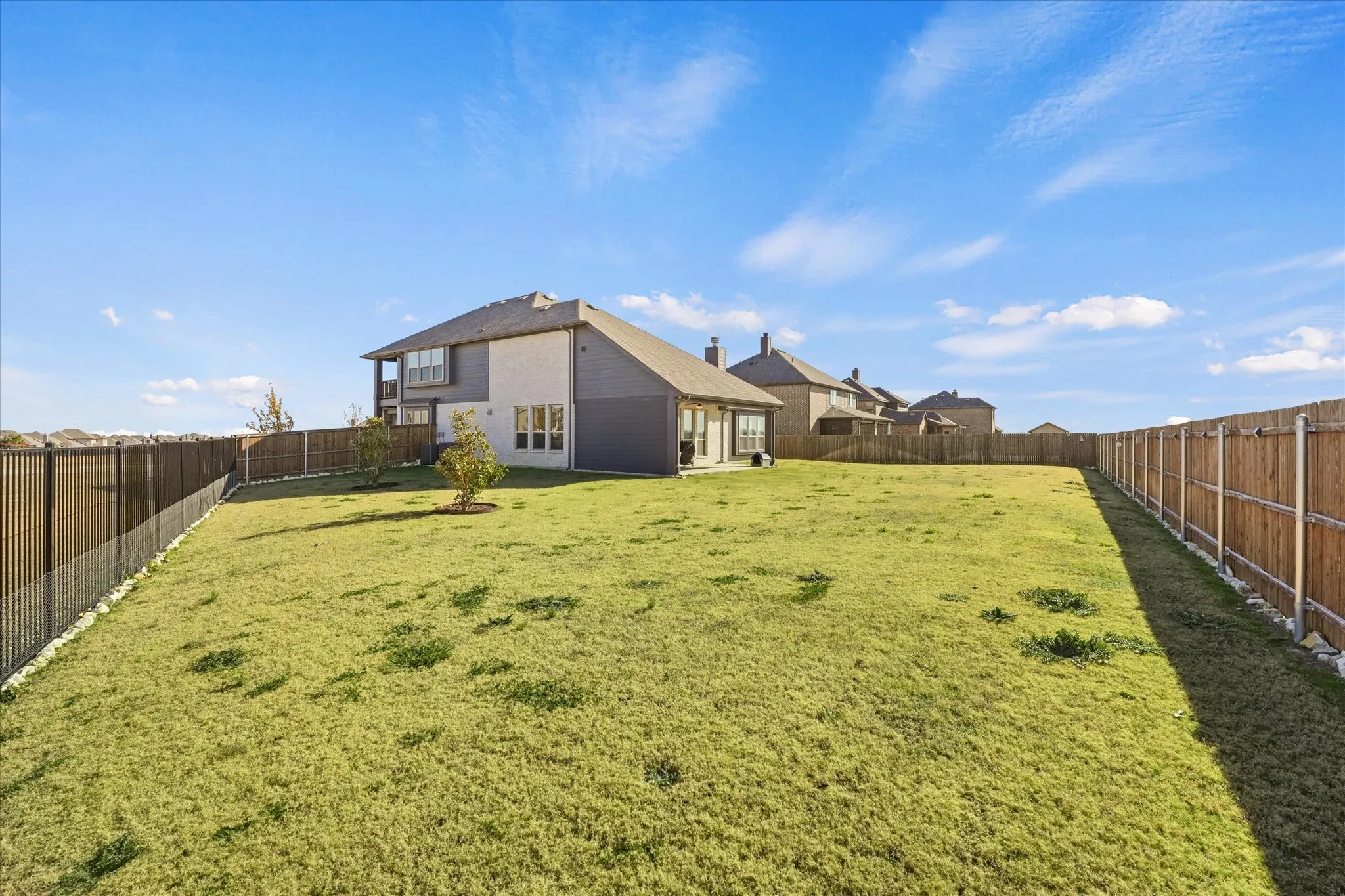 Single Family Residence For Sale in Ellis County , 441 Green Terrace Court, Midlothian, Texas 76065, 4 Bedroom, 4 Bathroom, 2 Garage spaces, 3,445 Sqft, built in 2023, mls#21392598, Real Estate Agent in Midlothian, Homes For Sale in Ellis county, Homes For Sale in Midlothian, Realtor in Midlothian Texas, Real Estate Brokerage Independent Realty Texas, Luminita Cordes Realtor