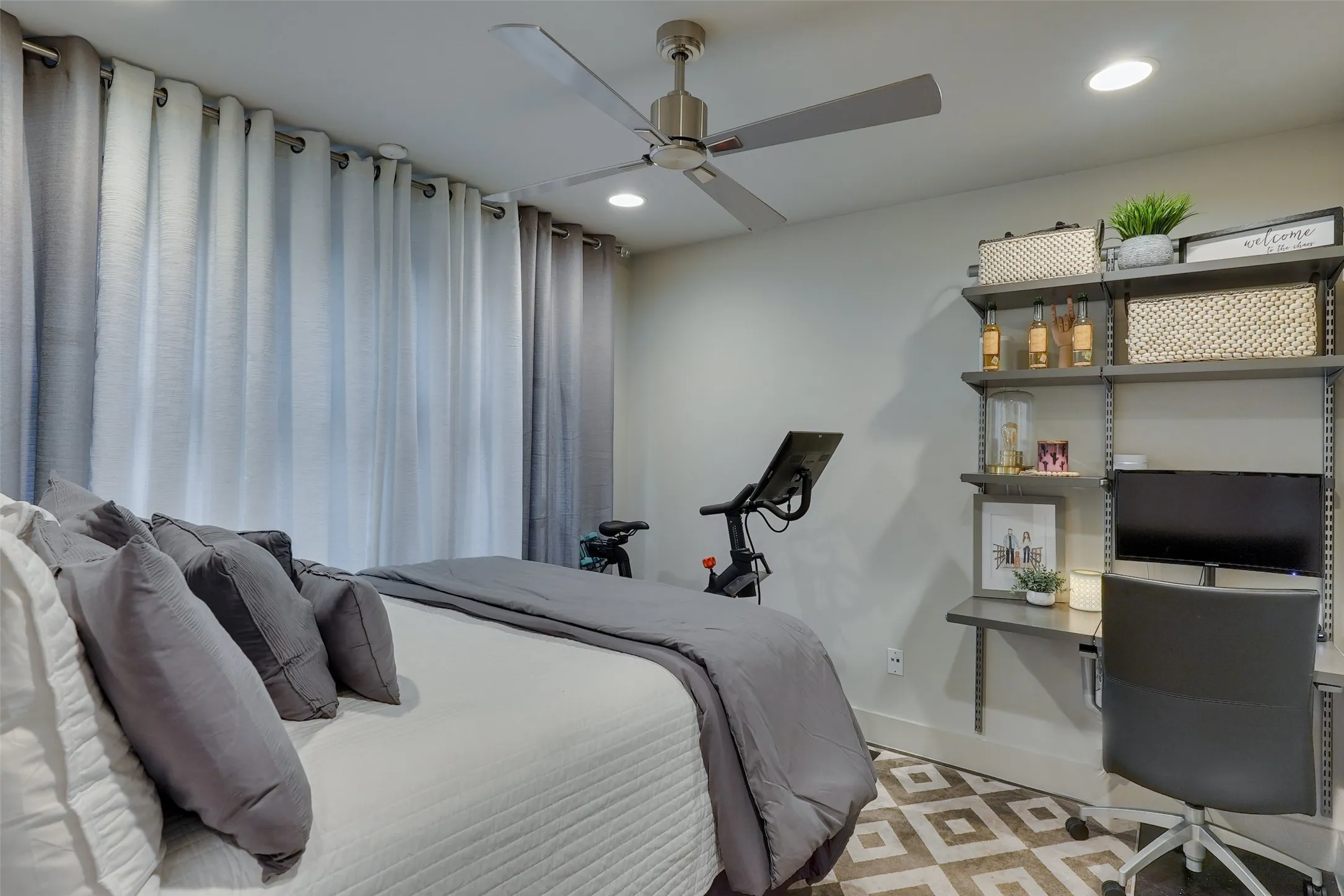 Condominium For Sale in Dallas County , 4618 Cedar Springs Road C, Dallas, Texas 75219, 2 Bedroom, 3 Bathroom, 2 Garage spaces, 1,610 Sqft, built in 2006, mls#21392159, Real Estate Agent in Dallas, Homes For Sale in Dallas county, Homes For Sale in Dallas, Realtor in Dallas Texas, Real Estate Brokerage Independent Realty Texas, Luminita Cordes Realtor