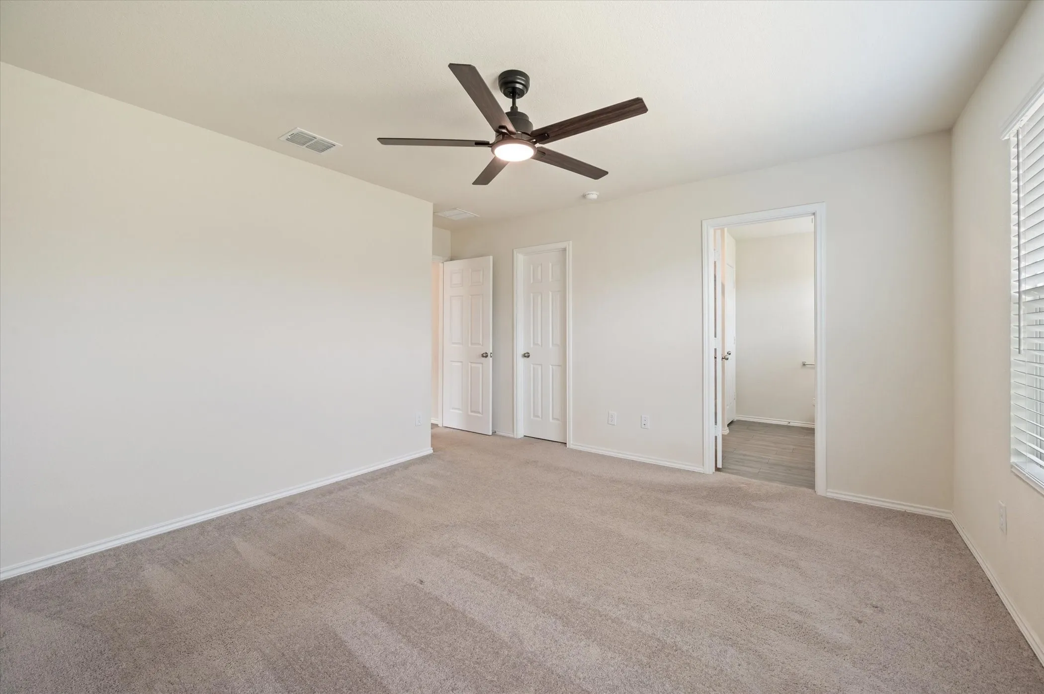 Single Family Residence For Rent in Hunt County , 1837 Damianita Drive, Royse City, Texas 75189, 3 Bedroom, 2 Bathroom, 2 Garage spaces, 1,532 Sqft, built in 2022, mls#21385228, Real Estate Agent in Royse City, Homes For Rent in Hunt county, Homes For Rent in Royse City, Realtor in Royse City Texas, Real Estate Brokerage Independent Realty Texas, Luminita Cordes Realtor