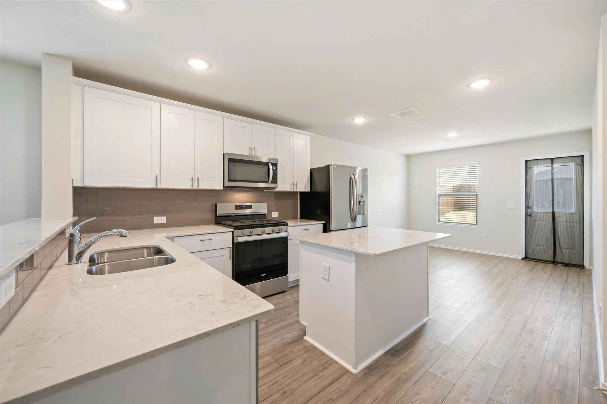 Single Family Residence For Rent in Hunt County , 1837 Damianita Drive, Royse City, Texas 75189, 3 Bedroom, 2 Bathroom, 2 Garage spaces, 1,532 Sqft, built in 2022, mls#21385228, Real Estate Agent in Royse City, Homes For Rent in Hunt county, Homes For Rent in Royse City, Realtor in Royse City Texas, Real Estate Brokerage Independent Realty Texas, Luminita Cordes Realtor