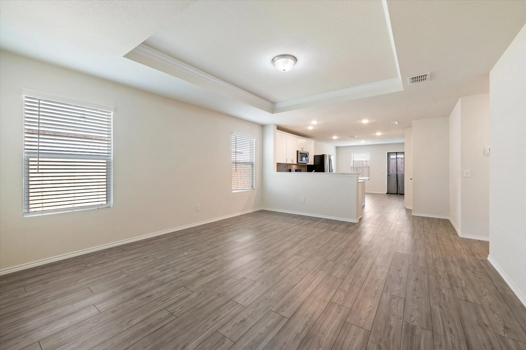 Single Family Residence For Rent in Hunt County , 1837 Damianita Drive, Royse City, Texas 75189, 3 Bedroom, 2 Bathroom, 2 Garage spaces, 1,532 Sqft, built in 2022, mls#21385228, Real Estate Agent in Royse City, Homes For Rent in Hunt county, Homes For Rent in Royse City, Realtor in Royse City Texas, Real Estate Brokerage Independent Realty Texas, Luminita Cordes Realtor