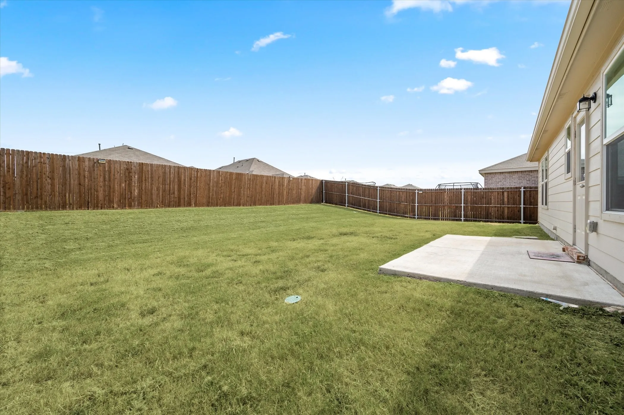 Single Family Residence For Rent in Hunt County , 1837 Damianita Drive, Royse City, Texas 75189, 3 Bedroom, 2 Bathroom, 2 Garage spaces, 1,532 Sqft, built in 2022, mls#21385228, Real Estate Agent in Royse City, Homes For Rent in Hunt county, Homes For Rent in Royse City, Realtor in Royse City Texas, Real Estate Brokerage Independent Realty Texas, Luminita Cordes Realtor