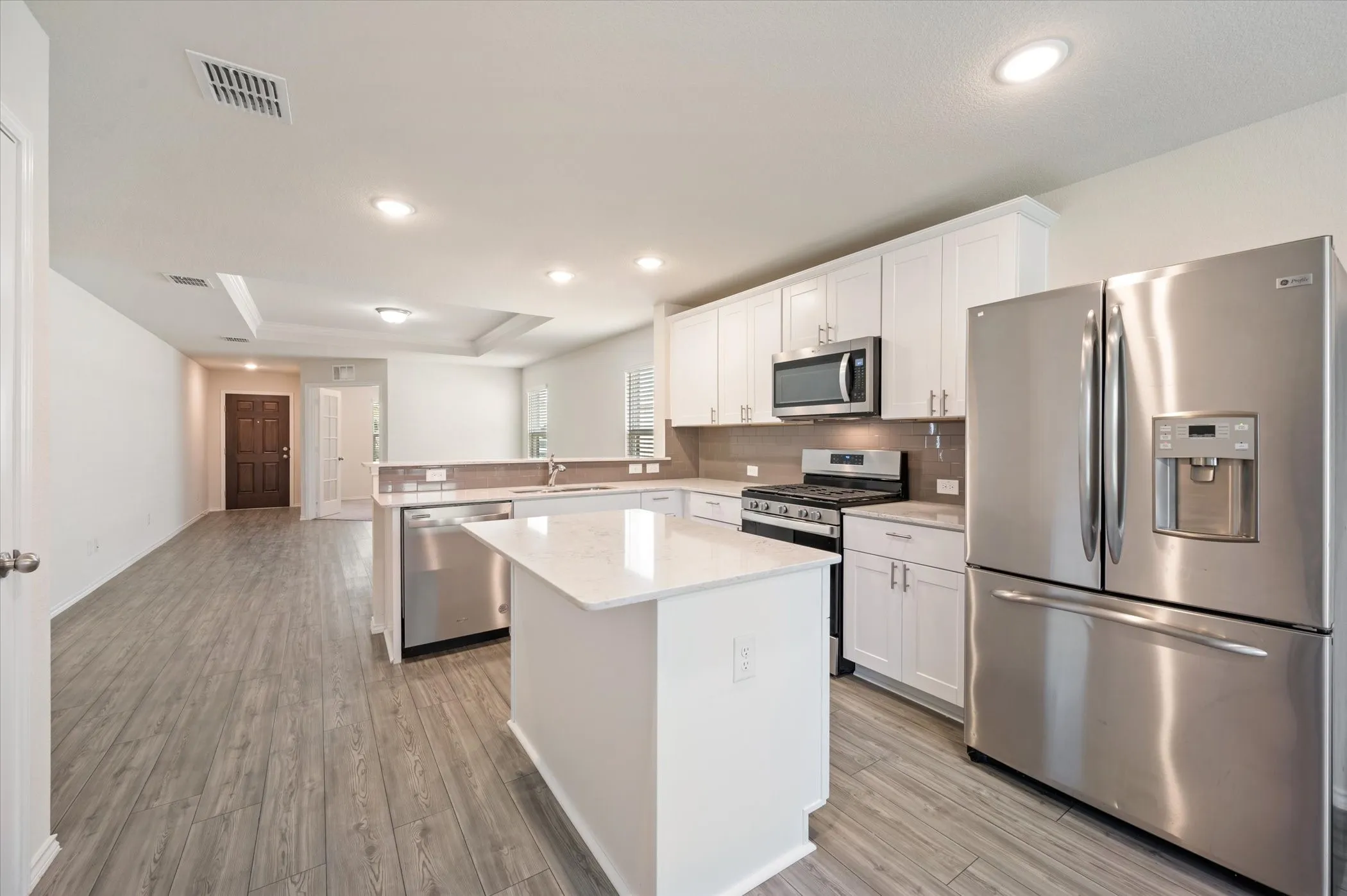 Single Family Residence For Rent in Hunt County , 1837 Damianita Drive, Royse City, Texas 75189, 3 Bedroom, 2 Bathroom, 2 Garage spaces, 1,532 Sqft, built in 2022, mls#21385228, Real Estate Agent in Royse City, Homes For Rent in Hunt county, Homes For Rent in Royse City, Realtor in Royse City Texas, Real Estate Brokerage Independent Realty Texas, Luminita Cordes Realtor