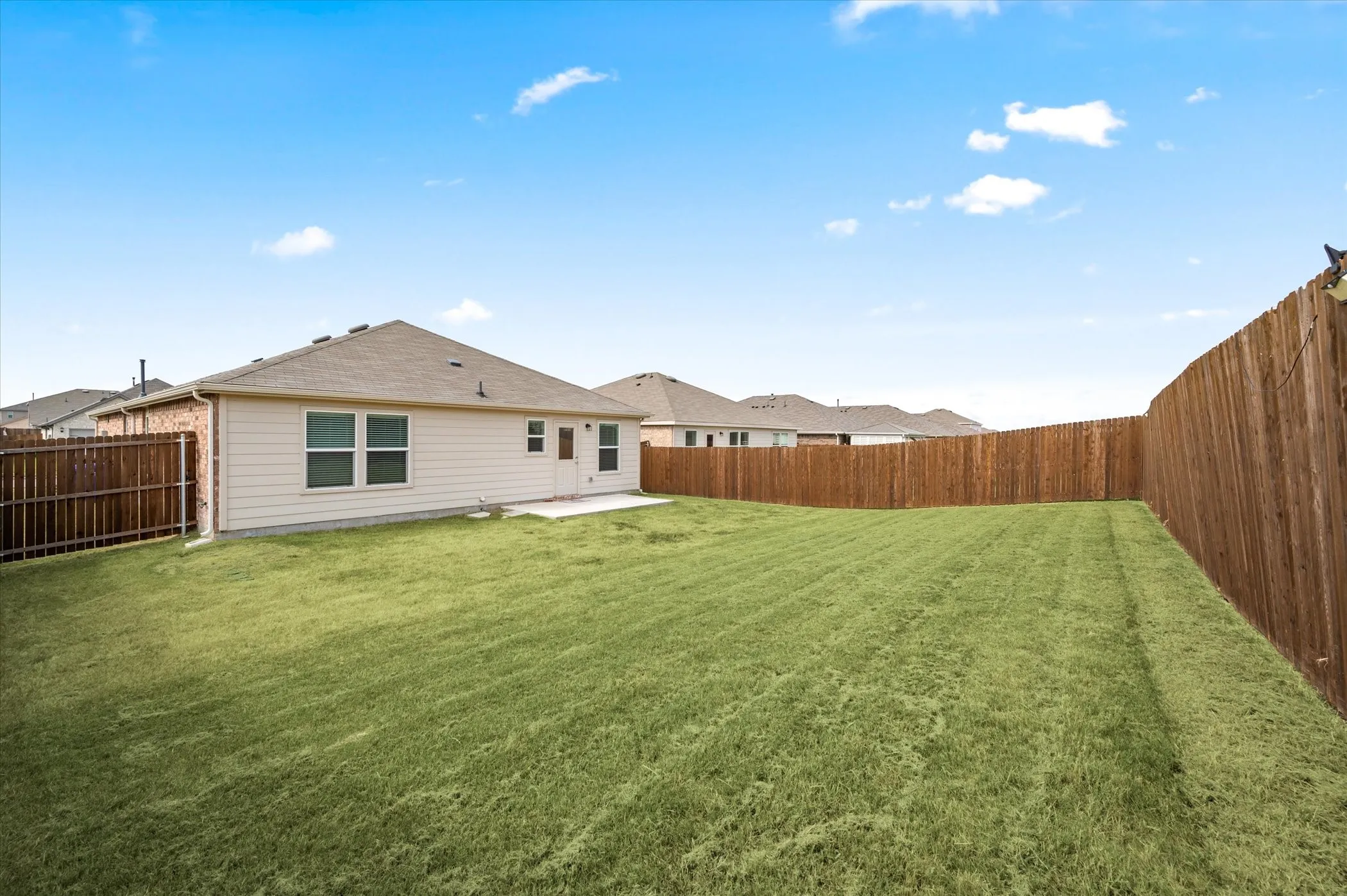 Single Family Residence For Rent in Hunt County , 1837 Damianita Drive, Royse City, Texas 75189, 3 Bedroom, 2 Bathroom, 2 Garage spaces, 1,532 Sqft, built in 2022, mls#21385228, Real Estate Agent in Royse City, Homes For Rent in Hunt county, Homes For Rent in Royse City, Realtor in Royse City Texas, Real Estate Brokerage Independent Realty Texas, Luminita Cordes Realtor