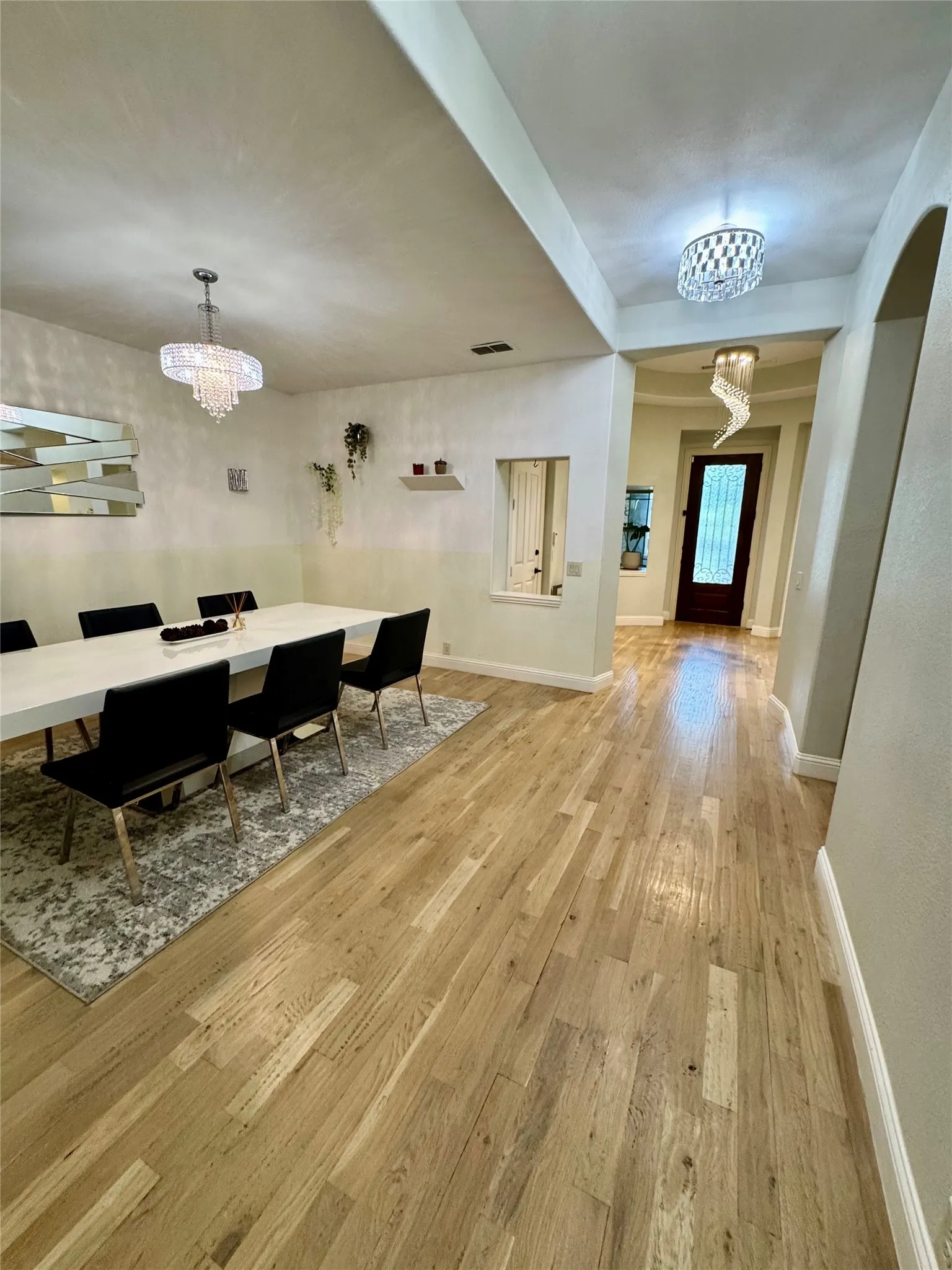 Single Family Residence For Rent in Collin County , 2324 Kemerton Drive, Plano, Texas 75025, 4 Bedroom, 3 Bathroom, 2 Garage spaces, 3,053 Sqft, built in 2013, mls#21392422, Real Estate Agent in Plano, Homes For Rent in Collin county, Homes For Rent in Plano, Realtor in Plano Texas, Real Estate Brokerage Independent Realty Texas, Luminita Cordes Realtor