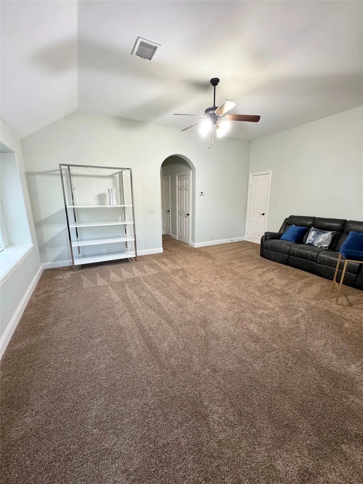 Single Family Residence For Rent in Collin County , 2324 Kemerton Drive, Plano, Texas 75025, 4 Bedroom, 3 Bathroom, 2 Garage spaces, 3,053 Sqft, built in 2013, mls#21392422, Real Estate Agent in Plano, Homes For Rent in Collin county, Homes For Rent in Plano, Realtor in Plano Texas, Real Estate Brokerage Independent Realty Texas, Luminita Cordes Realtor