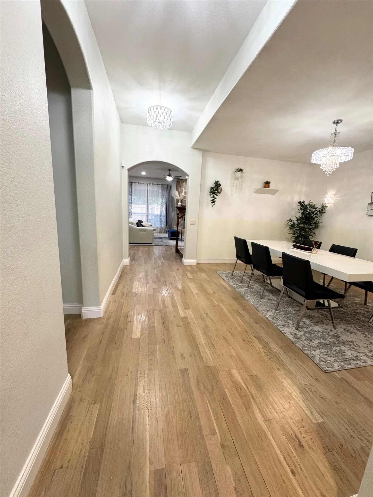 Single Family Residence For Rent in Collin County , 2324 Kemerton Drive, Plano, Texas 75025, 4 Bedroom, 3 Bathroom, 2 Garage spaces, 3,053 Sqft, built in 2013, mls#21392422, Real Estate Agent in Plano, Homes For Rent in Collin county, Homes For Rent in Plano, Realtor in Plano Texas, Real Estate Brokerage Independent Realty Texas, Luminita Cordes Realtor