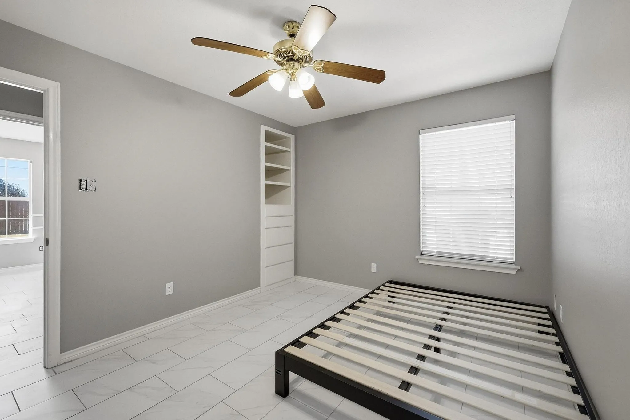 Single Family Residence For Sale in Denton County , 3212 Staghorn Circle, Denton, Texas 76208, 3 Bedroom, 2 Bathroom, 3 Garage spaces, 1,986 Sqft, built in 1996, mls#21391946, Real Estate Agent in Denton, Homes For Sale in Denton county, Homes For Sale in Denton, Realtor in Denton Texas, Real Estate Brokerage Independent Realty Texas, Luminita Cordes Realtor