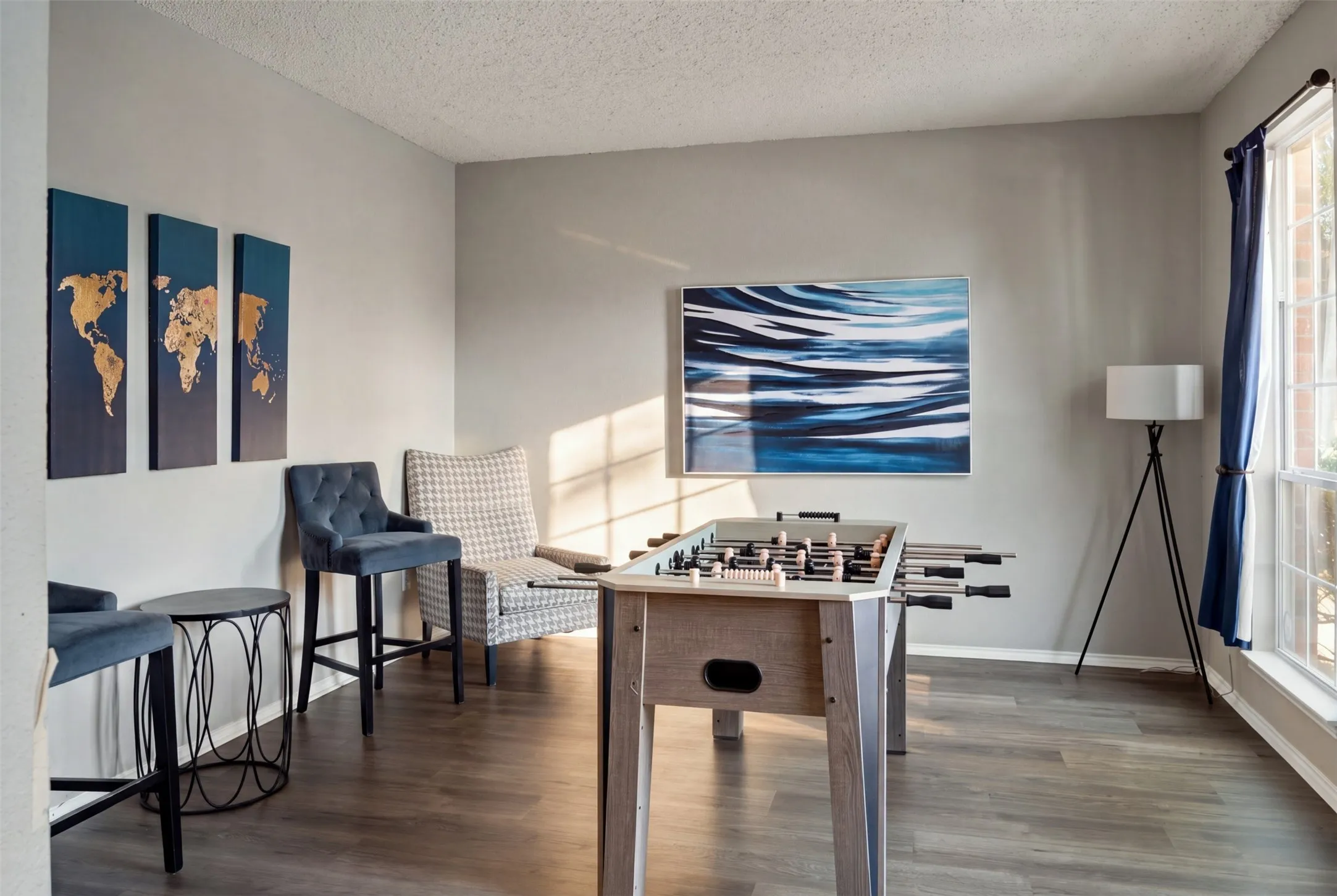 Single Family Residence For Rent in Denton County , 1424 Sunswept Terrace, Lewisville, Texas 75077, 4 Bedroom, 3 Bathroom, 2 Garage spaces, 2,479 Sqft, built in 1996, mls#21392629, Real Estate Agent in Lewisville, Homes For Rent in Denton county, Homes For Rent in Lewisville, Realtor in Lewisville Texas, Real Estate Brokerage Independent Realty Texas, Luminita Cordes Realtor