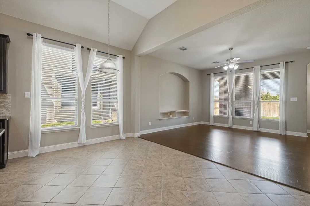 Single Family Residence For Rent in Rockwall County , 594 Louder Way, Fate, Texas 75087, 4 Bedroom, 3 Bathroom, 2 Garage spaces, 2,860 Sqft, built in 2011, mls#21392136, Real Estate Agent in Fate, Homes For Rent in Rockwall county, Homes For Rent in Fate, Realtor in Fate Texas, Real Estate Brokerage Independent Realty Texas, Luminita Cordes Realtor