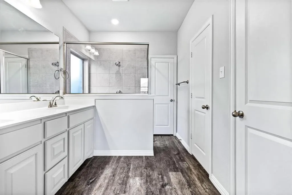 Single Family Residence For Rent in Denton County , 3917 Madison Lane, Denton, Texas 76208, 5 Bedroom, 3 Bathroom, 2 Garage spaces, 2,494 Sqft, built in 2021, mls#21391335, Real Estate Agent in Denton, Homes For Rent in Denton county, Homes For Rent in Denton, Realtor in Denton Texas, Real Estate Brokerage Independent Realty Texas, Luminita Cordes Realtor
