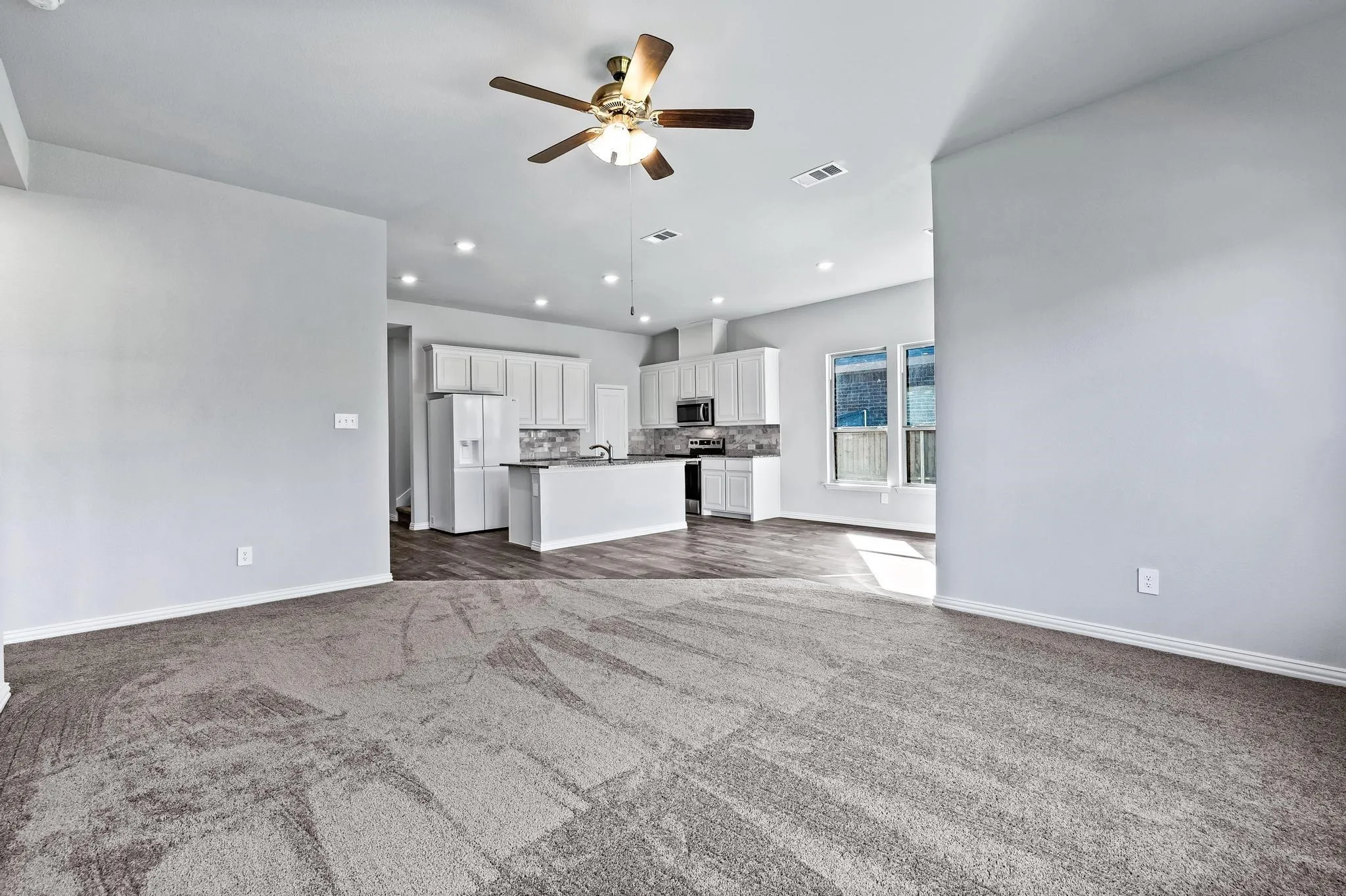 Single Family Residence For Rent in Denton County , 3917 Madison Lane, Denton, Texas 76208, 5 Bedroom, 3 Bathroom, 2 Garage spaces, 2,494 Sqft, built in 2021, mls#21391335, Real Estate Agent in Denton, Homes For Rent in Denton county, Homes For Rent in Denton, Realtor in Denton Texas, Real Estate Brokerage Independent Realty Texas, Luminita Cordes Realtor