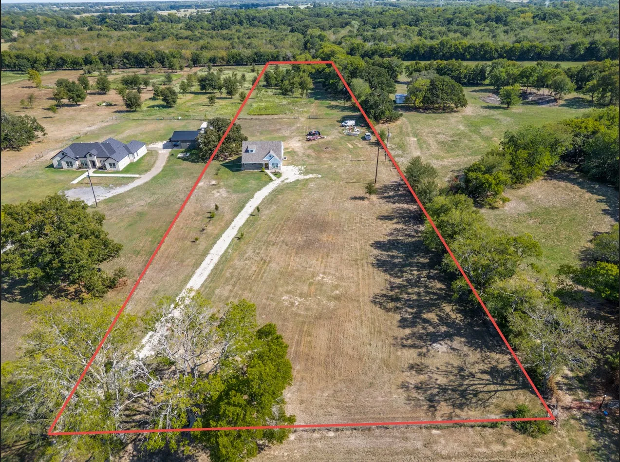 Single Family Residence For Sale in Van Zandt County , 357 Private Road 7782, Wills Point, Texas 75169, 5 Bedroom, 3 Bathroom, Garage spaces, 2,008 Sqft, built in 2025, mls#21391935, Real Estate Agent in Wills Point, Homes For Sale in Van Zandt county, Homes For Sale in Wills Point, Realtor in Wills Point Texas, Real Estate Brokerage Independent Realty Texas, Luminita Cordes Realtor