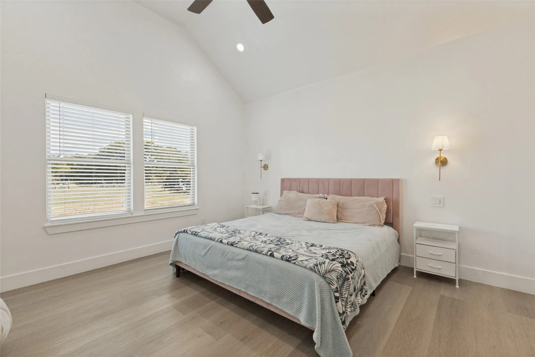 Single Family Residence For Sale in Van Zandt County , 357 Private Road 7782, Wills Point, Texas 75169, 5 Bedroom, 3 Bathroom, Garage spaces, 2,008 Sqft, built in 2025, mls#21391935, Real Estate Agent in Wills Point, Homes For Sale in Van Zandt county, Homes For Sale in Wills Point, Realtor in Wills Point Texas, Real Estate Brokerage Independent Realty Texas, Luminita Cordes Realtor