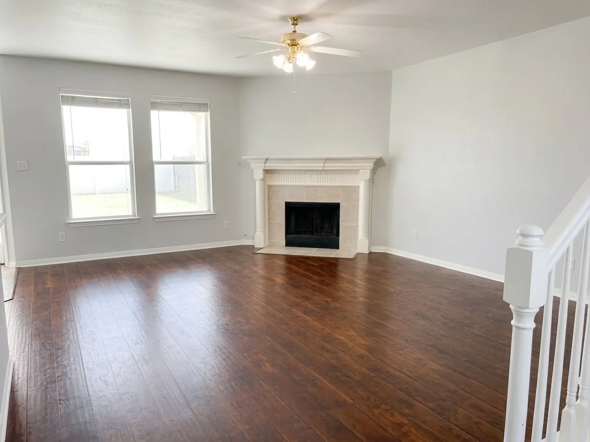 Single Family Residence For Rent in Collin County , 1911 Bridgewater Drive, Allen, Texas 75013, 4 Bedroom, 3 Bathroom, 2 Garage spaces, 3,054 Sqft, built in 2001, mls#21392634, Real Estate Agent in Allen, Homes For Rent in Collin county, Homes For Rent in Allen, Realtor in Allen Texas, Real Estate Brokerage Independent Realty Texas, Luminita Cordes Realtor
