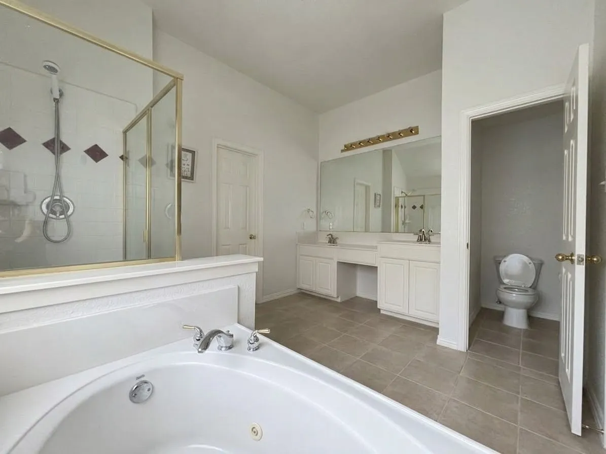 Single Family Residence For Rent in Collin County , 1911 Bridgewater Drive, Allen, Texas 75013, 4 Bedroom, 3 Bathroom, 2 Garage spaces, 3,054 Sqft, built in 2001, mls#21392634, Real Estate Agent in Allen, Homes For Rent in Collin county, Homes For Rent in Allen, Realtor in Allen Texas, Real Estate Brokerage Independent Realty Texas, Luminita Cordes Realtor