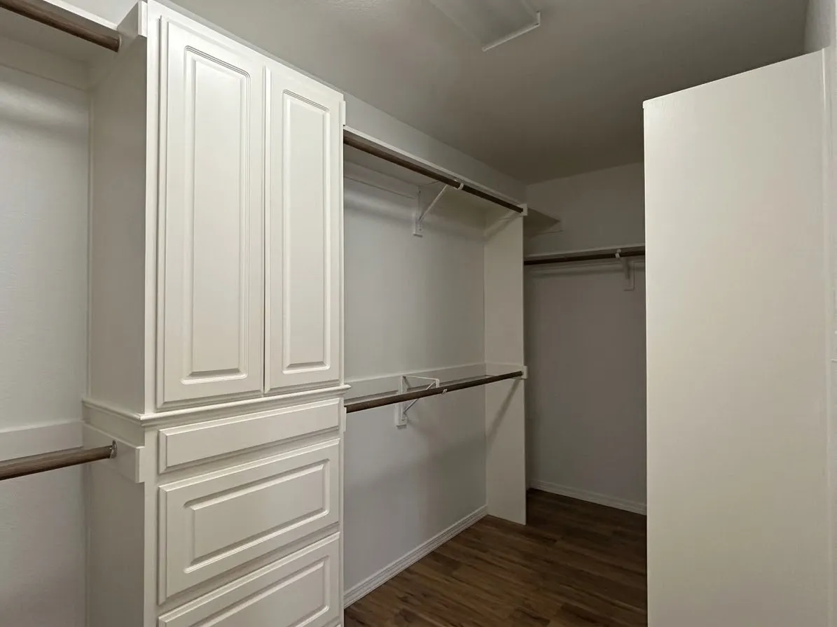 Single Family Residence For Rent in Collin County , 1911 Bridgewater Drive, Allen, Texas 75013, 4 Bedroom, 3 Bathroom, 2 Garage spaces, 3,054 Sqft, built in 2001, mls#21392634, Real Estate Agent in Allen, Homes For Rent in Collin county, Homes For Rent in Allen, Realtor in Allen Texas, Real Estate Brokerage Independent Realty Texas, Luminita Cordes Realtor