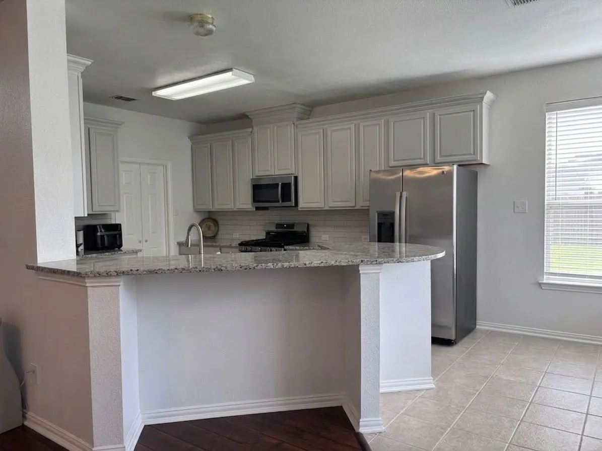 Single Family Residence For Rent in Collin County , 1911 Bridgewater Drive, Allen, Texas 75013, 4 Bedroom, 3 Bathroom, 2 Garage spaces, 3,054 Sqft, built in 2001, mls#21392634, Real Estate Agent in Allen, Homes For Rent in Collin county, Homes For Rent in Allen, Realtor in Allen Texas, Real Estate Brokerage Independent Realty Texas, Luminita Cordes Realtor