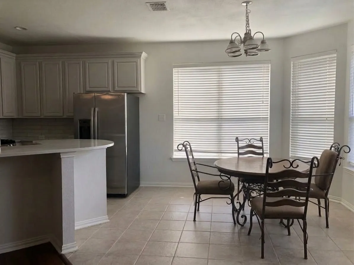 Single Family Residence For Rent in Collin County , 1911 Bridgewater Drive, Allen, Texas 75013, 4 Bedroom, 3 Bathroom, 2 Garage spaces, 3,054 Sqft, built in 2001, mls#21392634, Real Estate Agent in Allen, Homes For Rent in Collin county, Homes For Rent in Allen, Realtor in Allen Texas, Real Estate Brokerage Independent Realty Texas, Luminita Cordes Realtor