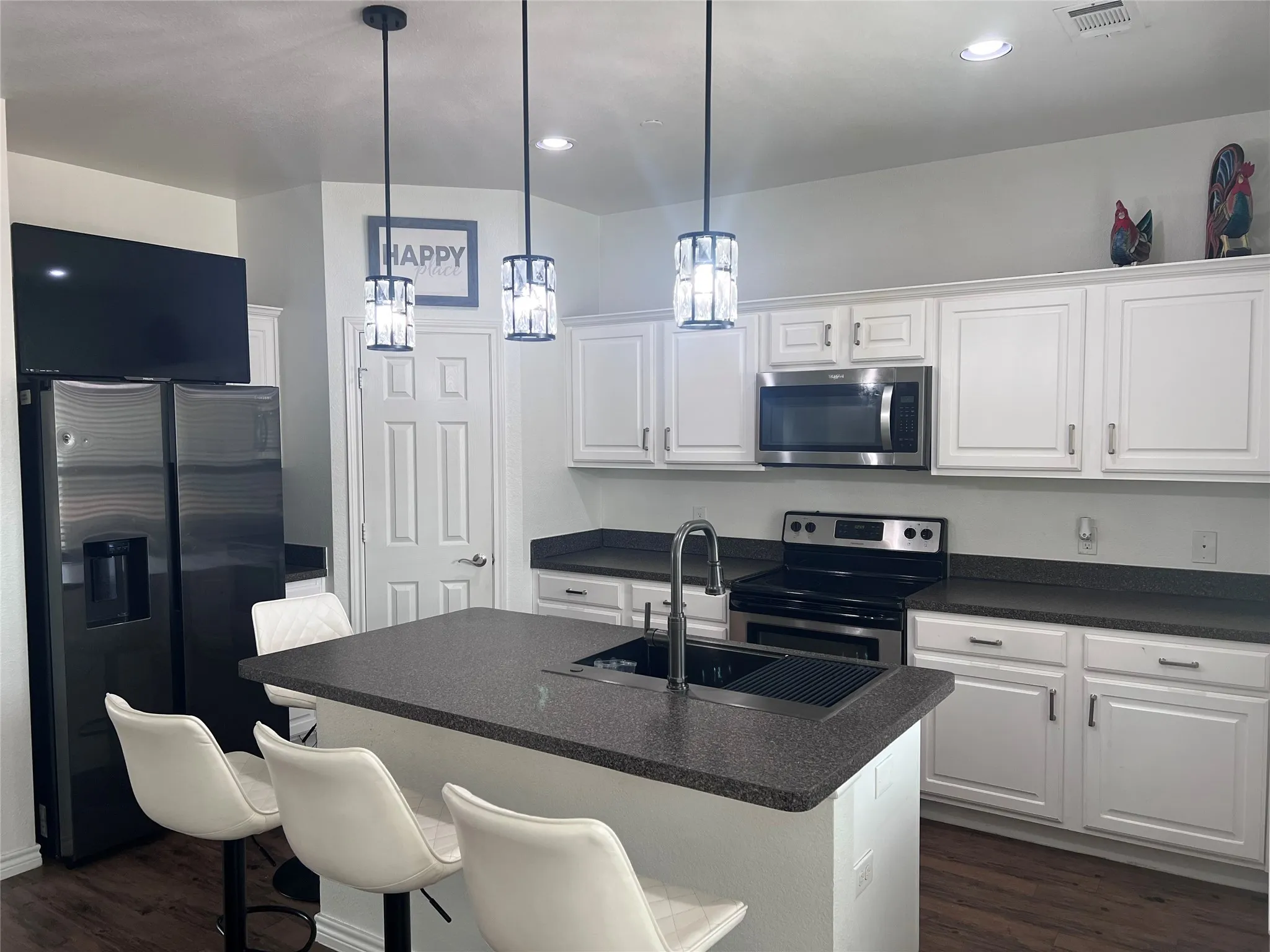 Townhouse For Sale in Denton County , 5420 Galante Lane, Denton, Texas 76208, 3 Bedroom, 3 Bathroom, Garage spaces, 1,662 Sqft, built in 2012, mls#21392613, Real Estate Agent in Denton, Homes For Sale in Denton county, Homes For Sale in Denton, Realtor in Denton Texas, Real Estate Brokerage Independent Realty Texas, Luminita Cordes Realtor