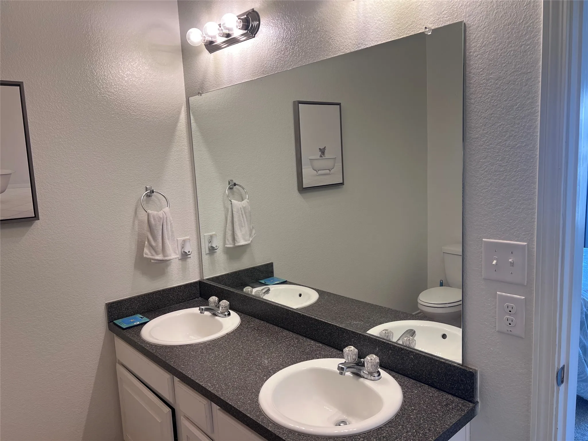 Townhouse For Sale in Denton County , 5420 Galante Lane, Denton, Texas 76208, 3 Bedroom, 3 Bathroom, Garage spaces, 1,662 Sqft, built in 2012, mls#21392613, Real Estate Agent in Denton, Homes For Sale in Denton county, Homes For Sale in Denton, Realtor in Denton Texas, Real Estate Brokerage Independent Realty Texas, Luminita Cordes Realtor