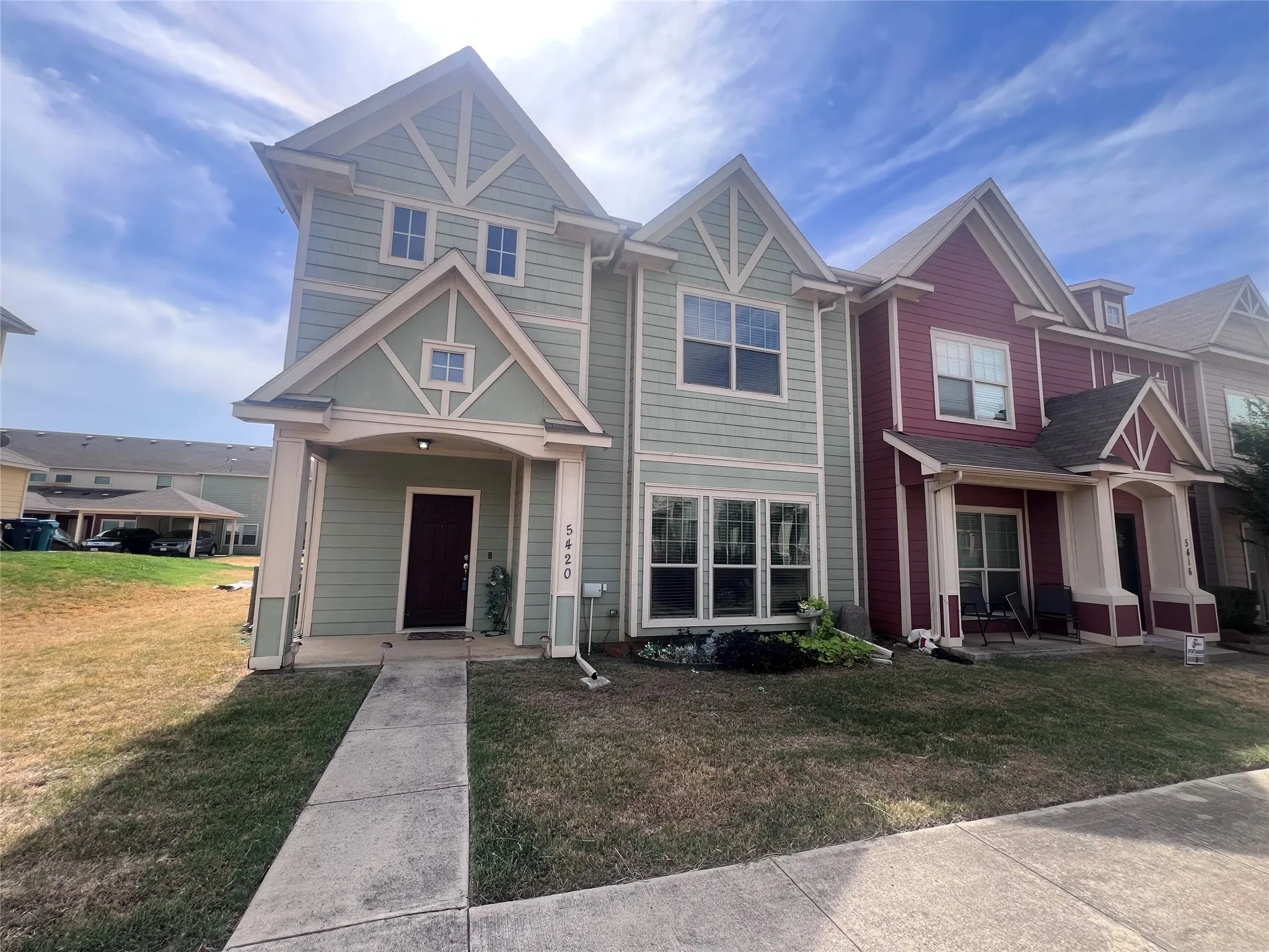 Townhouse For Sale in Denton County , 5420 Galante Lane, Denton, Texas 76208, 3 Bedroom, 3 Bathroom, Garage spaces, 1,662 Sqft, built in 2012, mls#21392613, Real Estate Agent in Denton, Homes For Sale in Denton county, Homes For Sale in Denton, Realtor in Denton Texas, Real Estate Brokerage Independent Realty Texas, Luminita Cordes Realtor