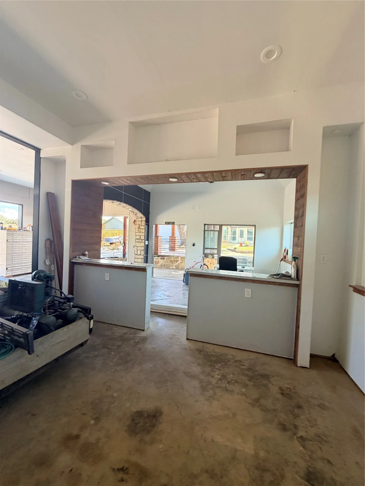 Single Family Residence For Sale in Dallas County , 2125 Catskill Drive, Mesquite, Texas 75149, 4 Bedroom, 3 Bathroom, 2 Garage spaces, 2,168 Sqft, built in 1985, mls#21392641, Real Estate Agent in Mesquite, Homes For Sale in Dallas county, Homes For Sale in Mesquite, Realtor in Mesquite Texas, Real Estate Brokerage Independent Realty Texas, Luminita Cordes Realtor