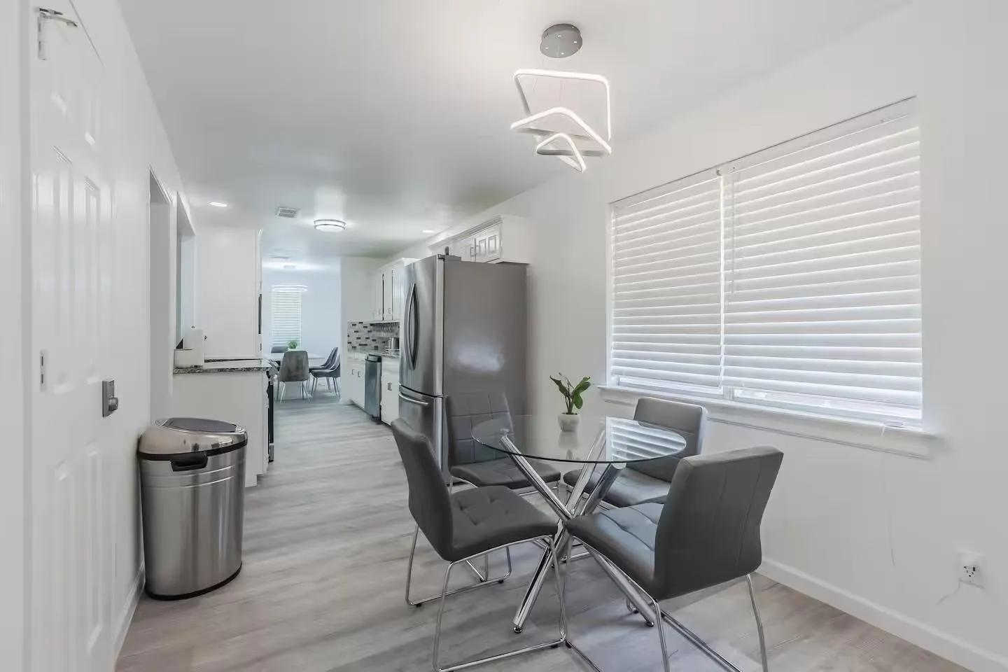 Single Family Residence For Rent in Collin County , 2901 Las Palmas Lane, Plano, Texas 75075, 4 Bedroom, 3 Bathroom, 2 Garage spaces, 2,268 Sqft, built in 1974, mls#21388558, Real Estate Agent in Plano, Homes For Rent in Collin county, Homes For Rent in Plano, Realtor in Plano Texas, Real Estate Brokerage Independent Realty Texas, Luminita Cordes Realtor