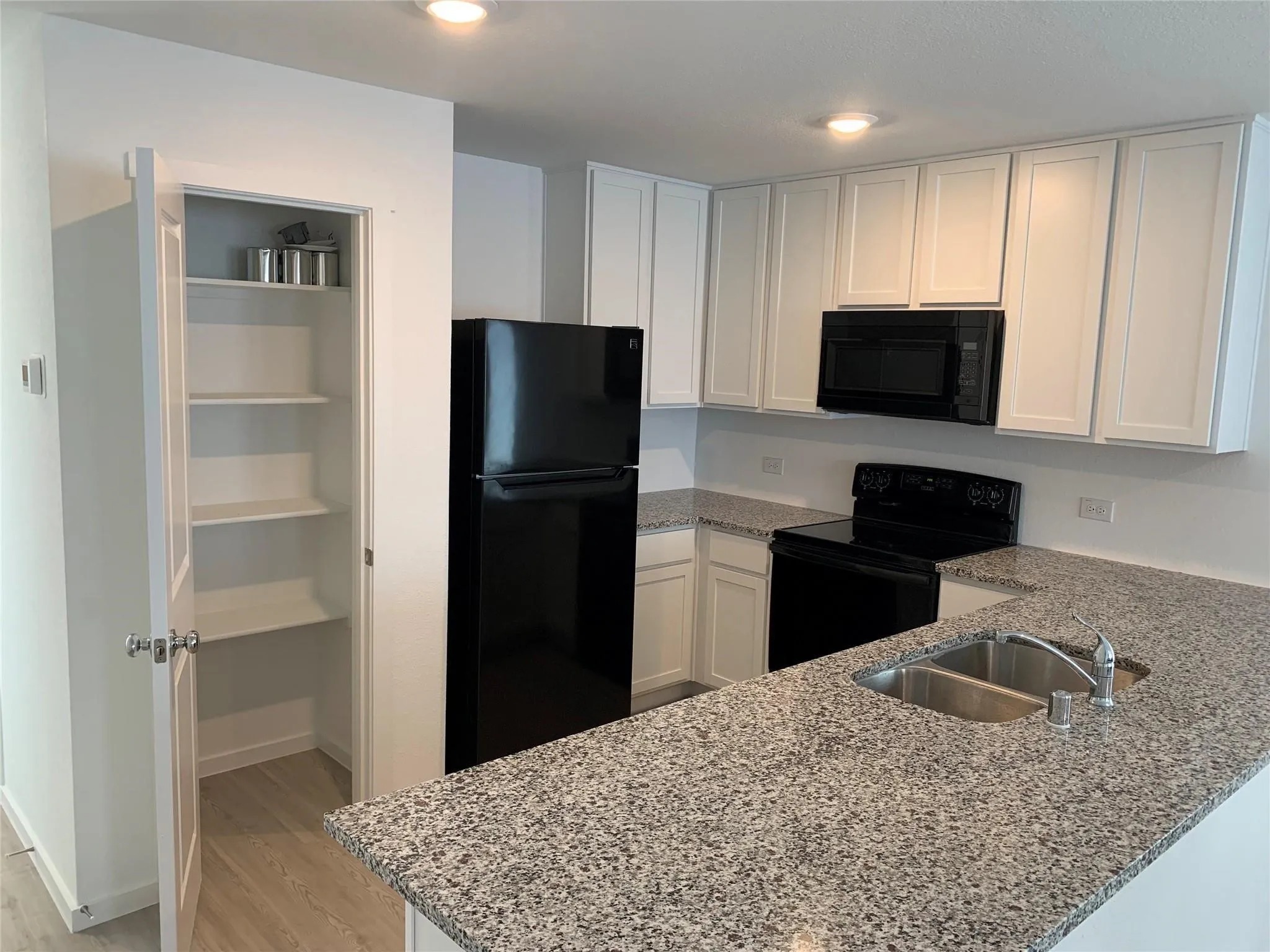 Single Family Residence For Rent in Collin County , 6226 Sanderling Street, Princeton, Texas 75407, 3 Bedroom, 3 Bathroom, 1 Garage spaces, 1,376 Sqft, built in 2024, mls#21392648, Real Estate Agent in Princeton, Homes For Rent in Collin county, Homes For Rent in Princeton, Realtor in Princeton Texas, Real Estate Brokerage Independent Realty Texas, Luminita Cordes Realtor