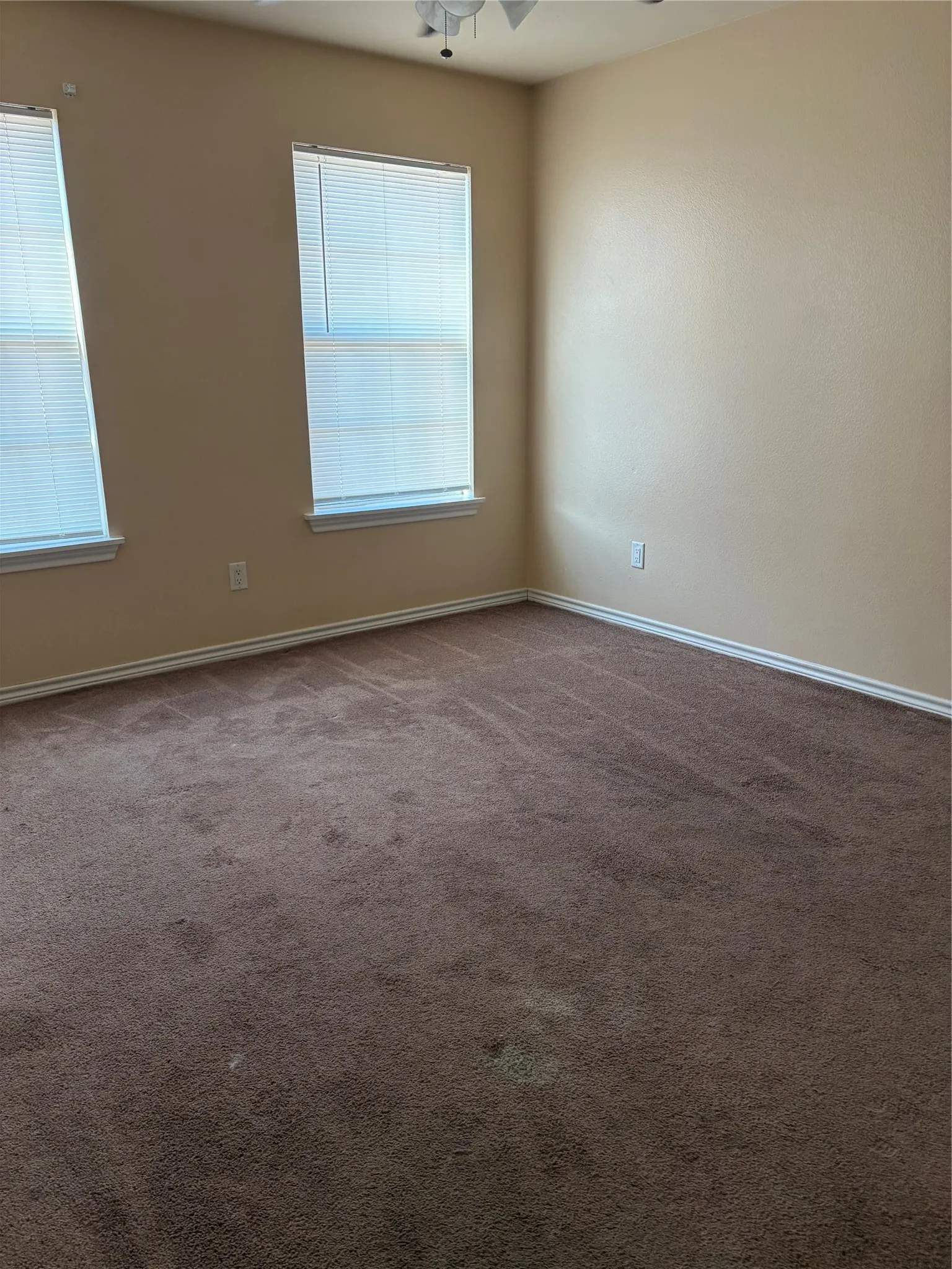 Apartment For Rent in Hunt County , 1615 Bois D Arc Street 2202, Commerce, Texas 75428, 2 Bedroom, 2 Bathroom, Garage spaces, 1,000 Sqft, built in 2008, mls#21392650, Real Estate Agent in Commerce, Homes For Rent in Hunt county, Homes For Rent in Commerce, Realtor in Commerce Texas, Real Estate Brokerage Independent Realty Texas, Luminita Cordes Realtor