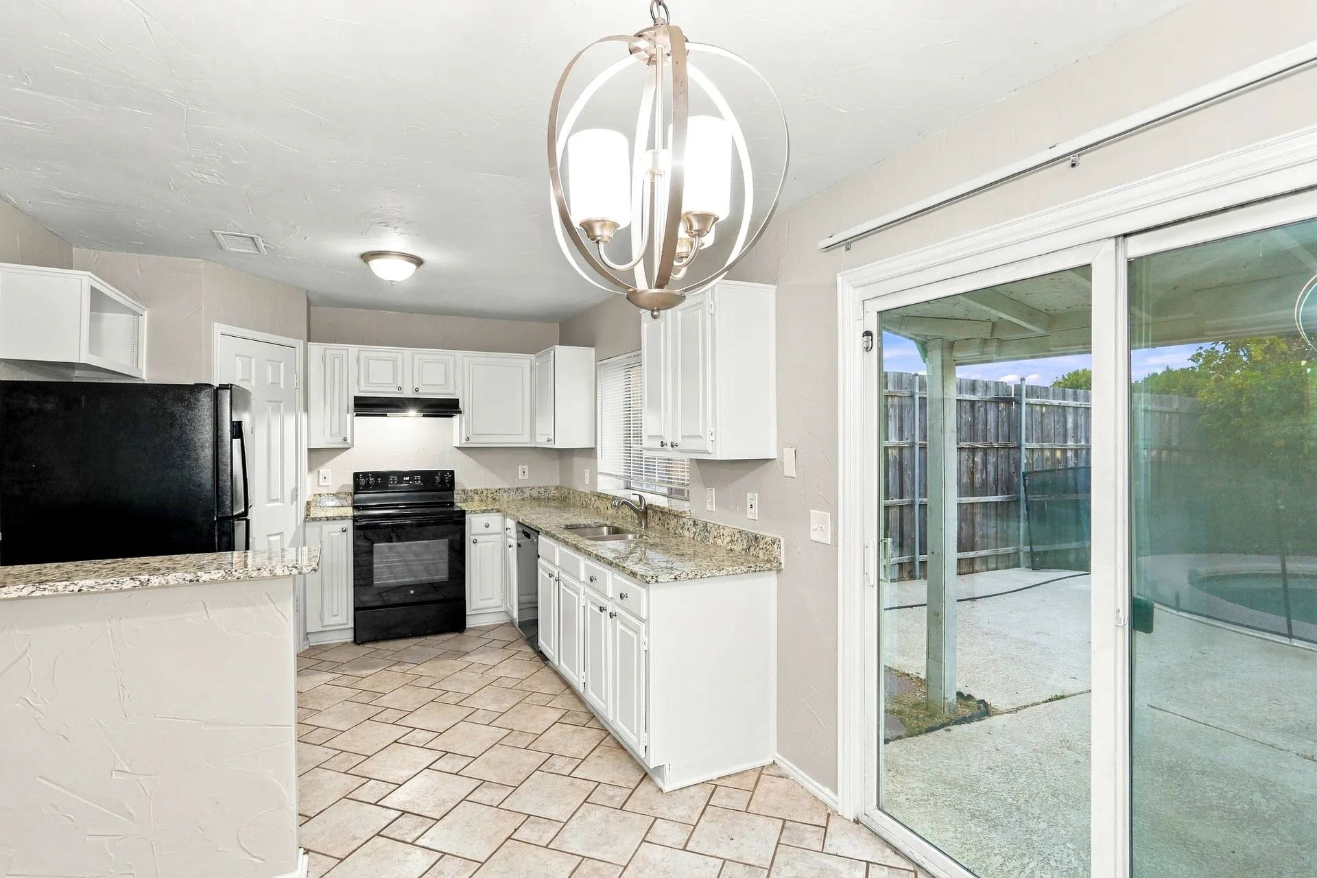 Single Family Residence For Rent in Dallas County , 7509 Atlantic Drive, Rowlett, Texas 75088, 3 Bedroom, 2 Bathroom, 2 Garage spaces, 1,439 Sqft, built in 1985, mls#21392660, Real Estate Agent in Rowlett, Homes For Rent in Dallas county, Homes For Rent in Rowlett, Realtor in Rowlett Texas, Real Estate Brokerage Independent Realty Texas, Luminita Cordes Realtor