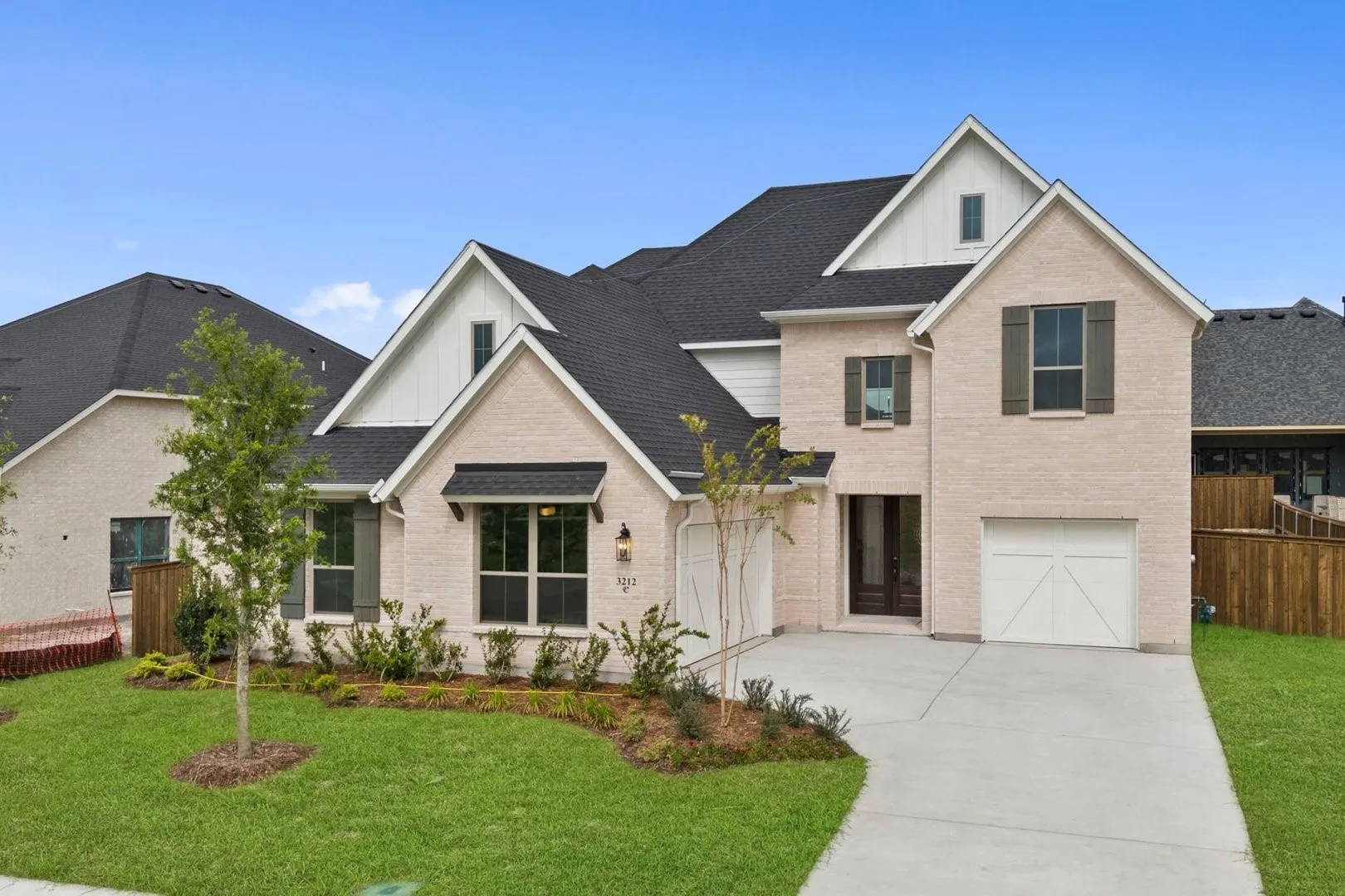 DAL_Homestead_Garza_3212 Tobias Ln (3).jpg