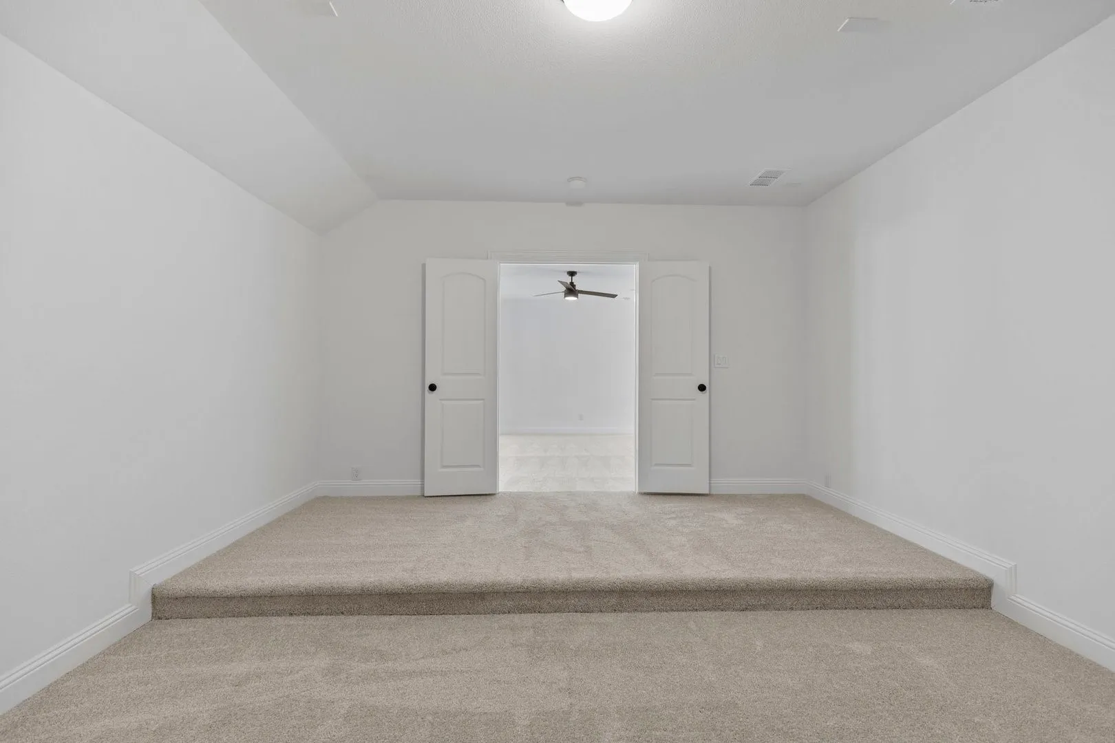 DAL_Homestead_Garza_3212 Tobias Ln (29).jpg