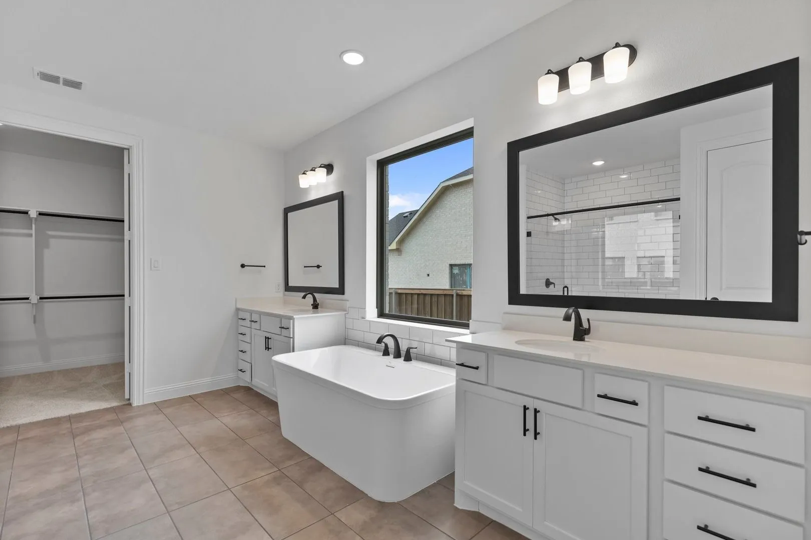 DAL_Homestead_Garza_3212 Tobias Ln (23).jpg