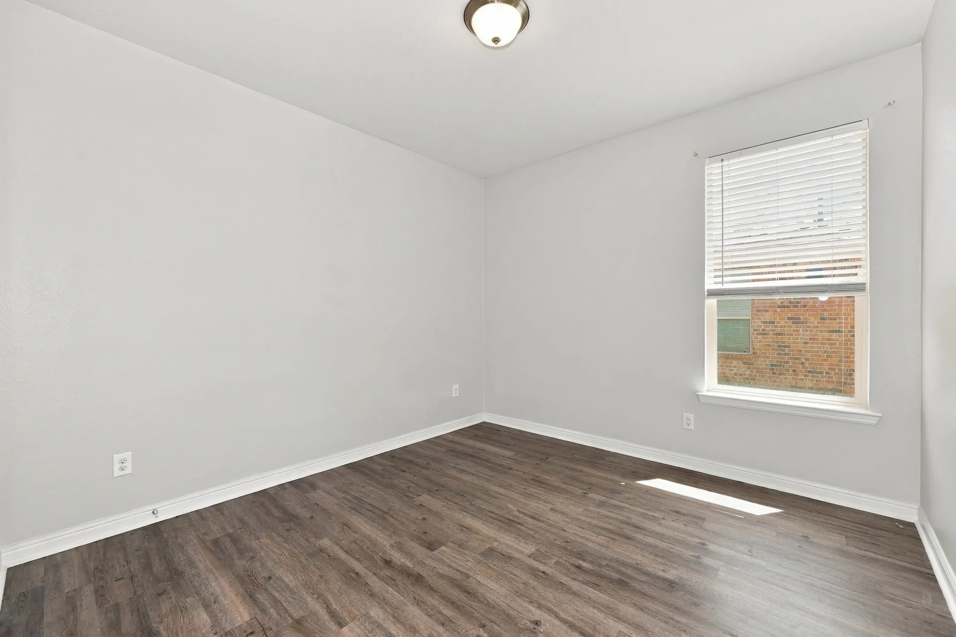Single Family Residence For Rent in Ellis County , 2614 Lavender Lane, Glenn Heights, Texas 75154, 4 Bedroom, 2 Bathroom, 2 Garage spaces, 2,032 Sqft, built in 2019, mls#21392666, Real Estate Agent in Glenn Heights, Homes For Rent in Ellis county, Homes For Rent in Glenn Heights, Realtor in Glenn Heights Texas, Real Estate Brokerage Independent Realty Texas, Luminita Cordes Realtor