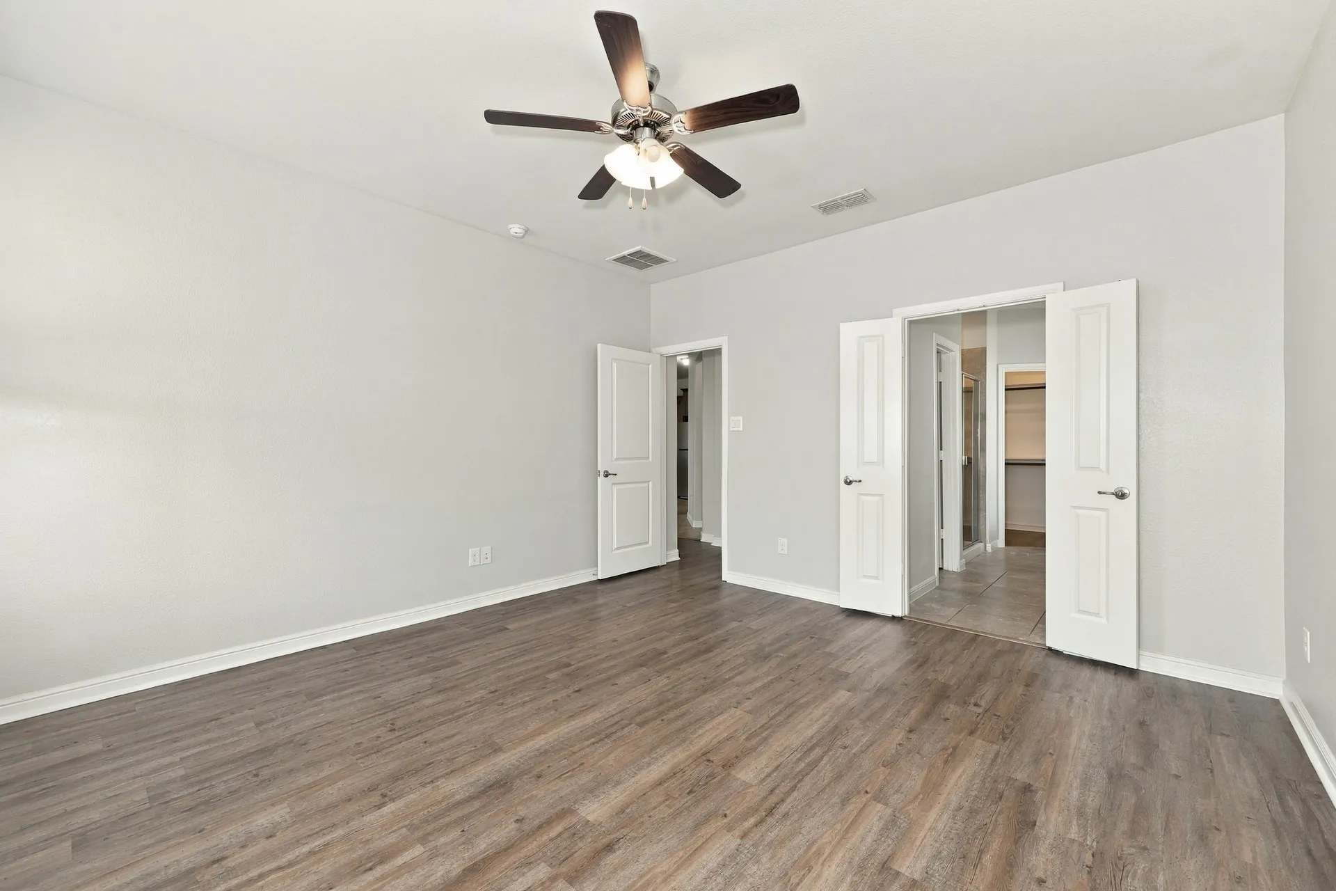 Single Family Residence For Rent in Ellis County , 2614 Lavender Lane, Glenn Heights, Texas 75154, 4 Bedroom, 2 Bathroom, 2 Garage spaces, 2,032 Sqft, built in 2019, mls#21392666, Real Estate Agent in Glenn Heights, Homes For Rent in Ellis county, Homes For Rent in Glenn Heights, Realtor in Glenn Heights Texas, Real Estate Brokerage Independent Realty Texas, Luminita Cordes Realtor