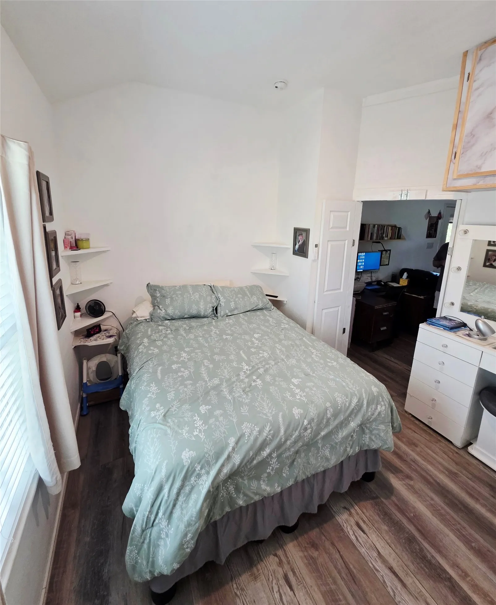 MIL Bedroom