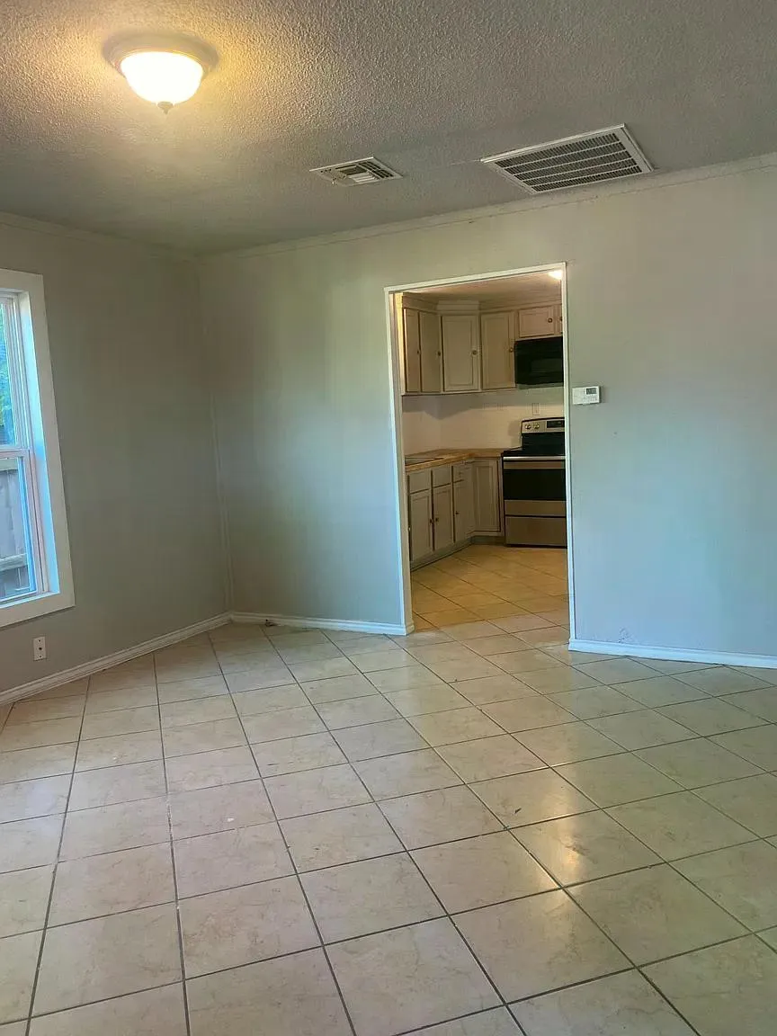 For Sale in Jack County , 330 E Thompson Street, Jacksboro, Texas 76458, 3 Bedroom, 1 Bathroom, Garage spaces, 0 Sqft, built in 1943, mls#21366933, Real Estate Agent in Jacksboro, Homes For Sale in Jack county, Homes For Sale in Jacksboro, Realtor in Jacksboro Texas, Real Estate Brokerage Independent Realty Texas, Luminita Cordes Realtor