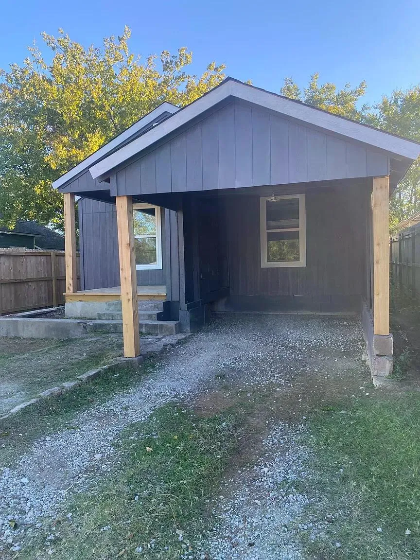 For Sale in Jack County , 330 E Thompson Street, Jacksboro, Texas 76458, 3 Bedroom, 1 Bathroom, Garage spaces, 0 Sqft, built in 1943, mls#21366933, Real Estate Agent in Jacksboro, Homes For Sale in Jack county, Homes For Sale in Jacksboro, Realtor in Jacksboro Texas, Real Estate Brokerage Independent Realty Texas, Luminita Cordes Realtor