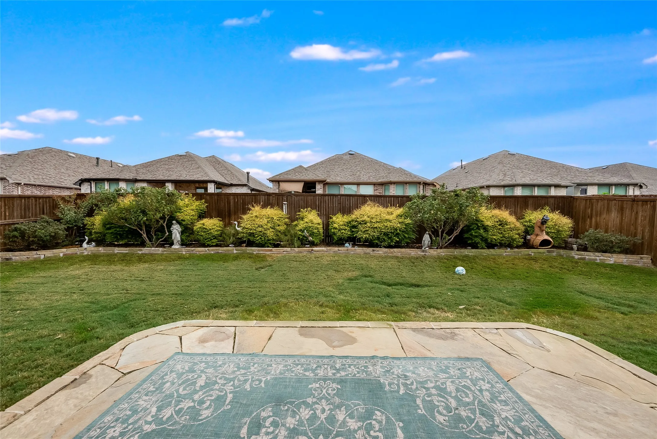 Single Family Residence For Sale in Denton County , 2800 Lakeside Drive, Aubrey, Texas 76227, 4 Bedroom, 2 Bathroom, 2 Garage spaces, 1,953 Sqft, built in 2019, mls#21390702, Real Estate Agent in Aubrey, Homes For Sale in Denton county, Homes For Sale in Aubrey, Realtor in Aubrey Texas, Real Estate Brokerage Independent Realty Texas, Luminita Cordes Realtor