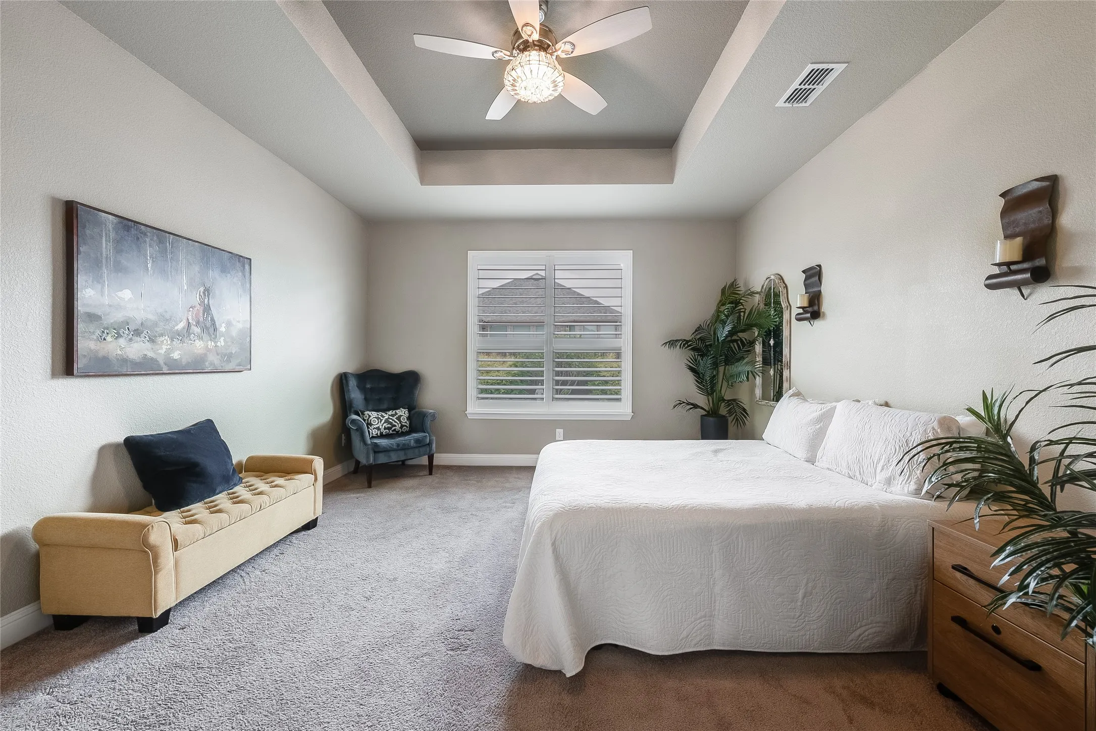 Single Family Residence For Sale in Denton County , 2800 Lakeside Drive, Aubrey, Texas 76227, 4 Bedroom, 2 Bathroom, 2 Garage spaces, 1,953 Sqft, built in 2019, mls#21390702, Real Estate Agent in Aubrey, Homes For Sale in Denton county, Homes For Sale in Aubrey, Realtor in Aubrey Texas, Real Estate Brokerage Independent Realty Texas, Luminita Cordes Realtor